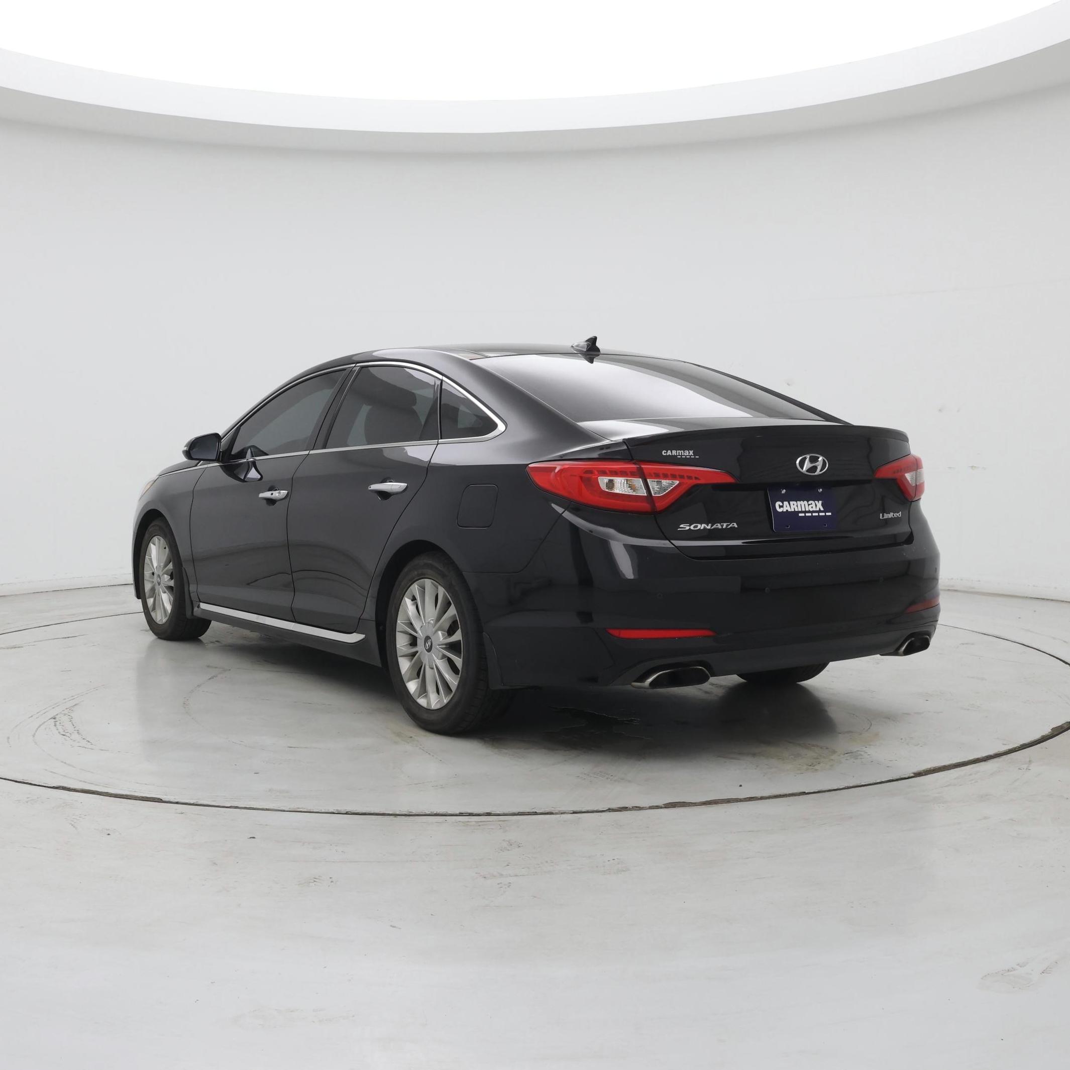 Thumbnail: 2015 Hyundai Sonata - 2