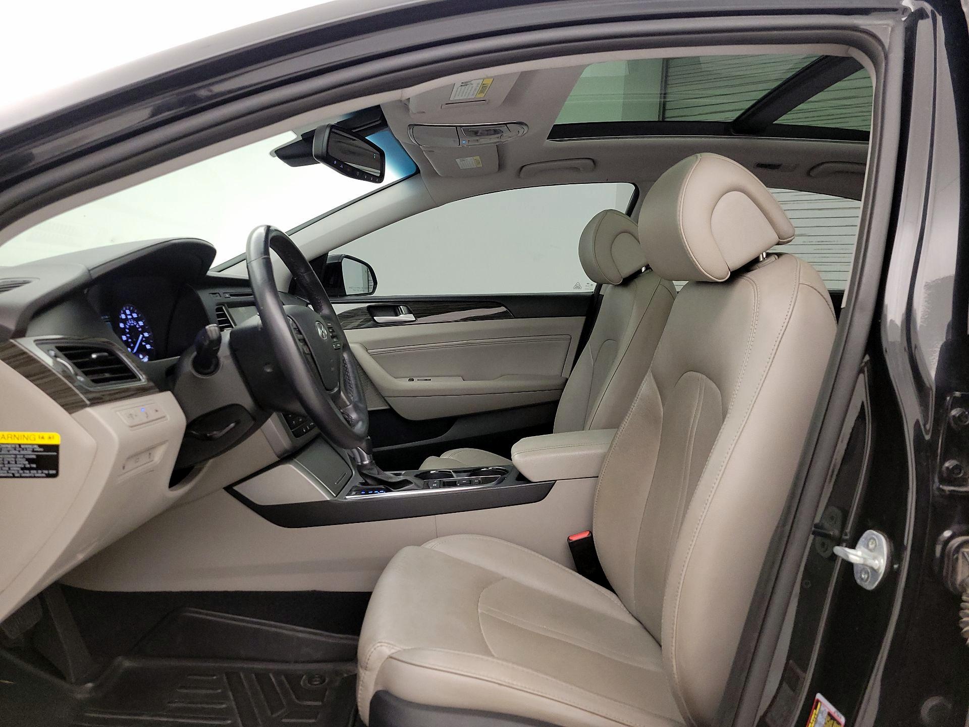 Thumbnail: 2015 Hyundai Sonata - 20