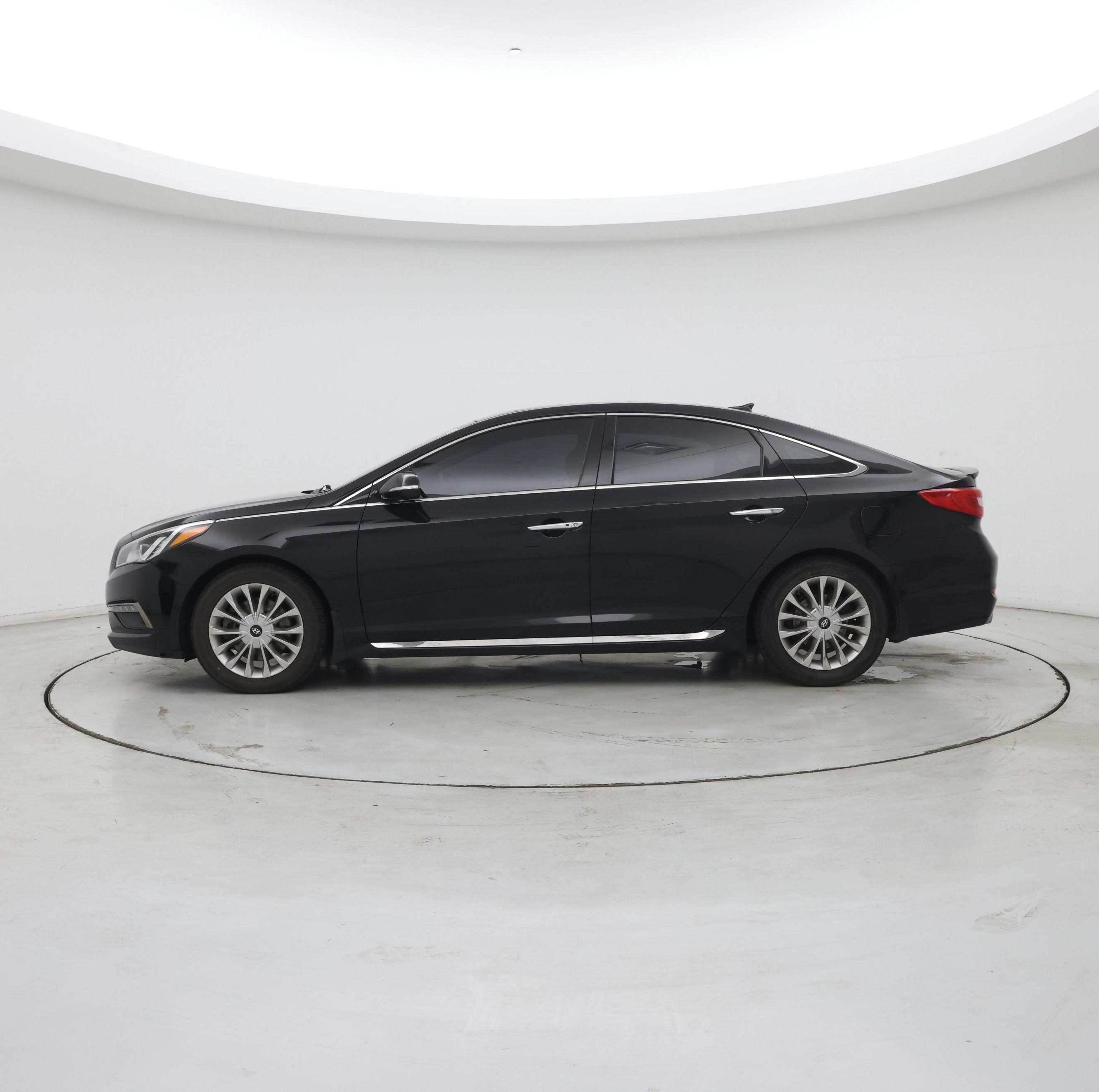 Thumbnail: 2015 Hyundai Sonata - 3