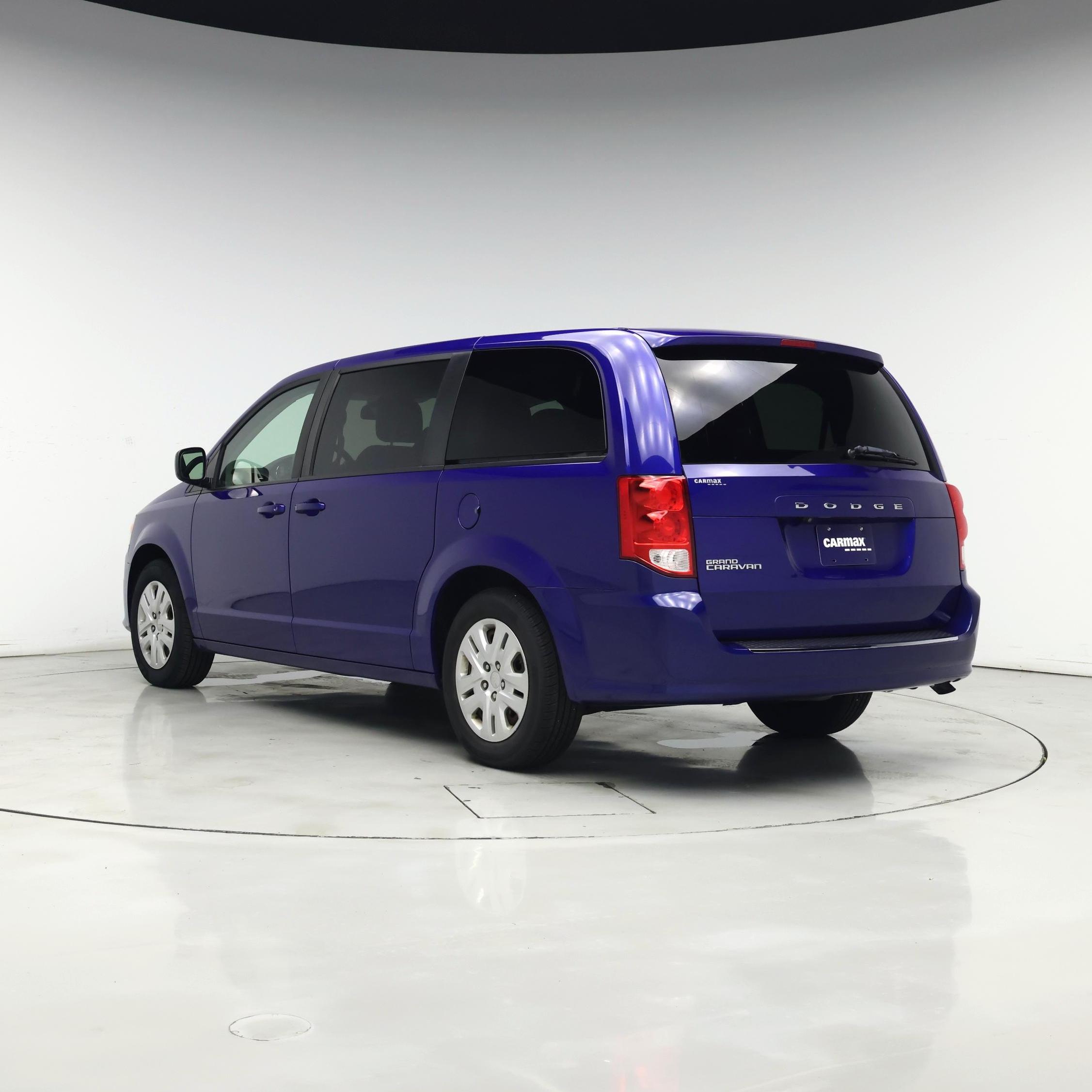 Thumbnail: 2018 Dodge Grand Caravan - 2
