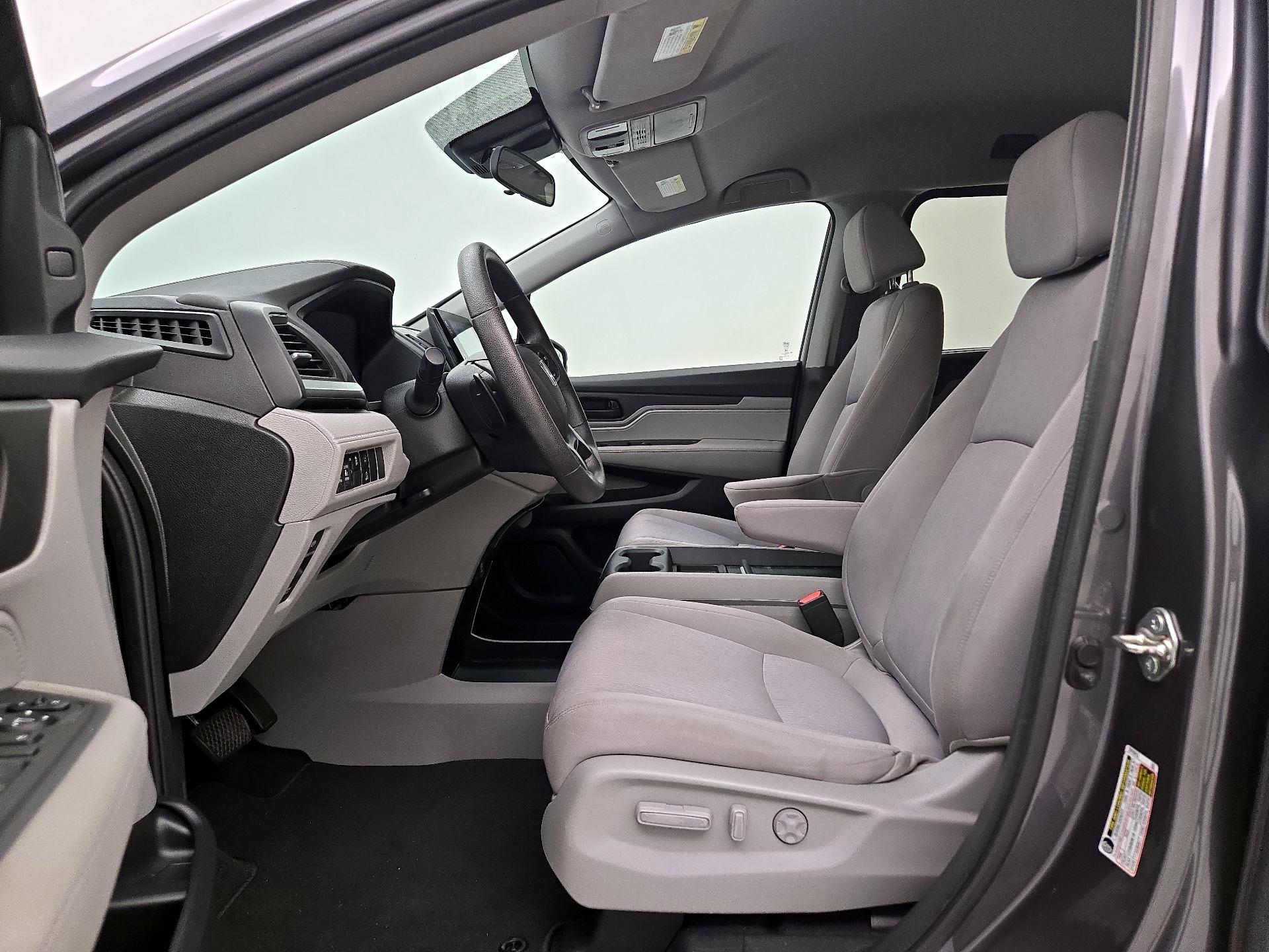 Thumbnail: 2018 Honda Odyssey - 11