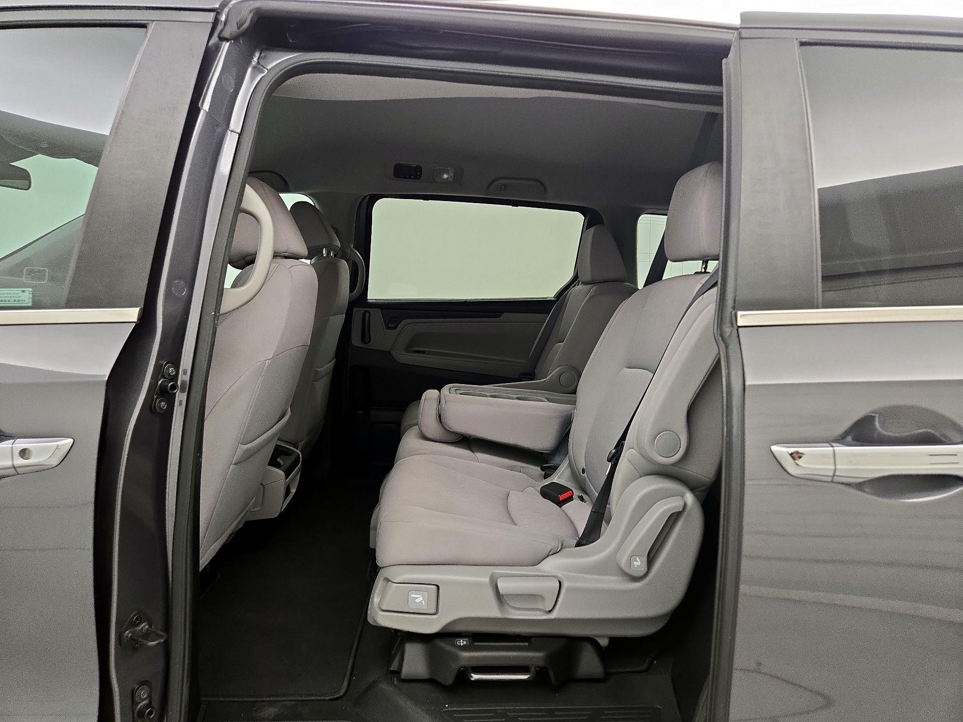 Thumbnail: 2018 Honda Odyssey - 19
