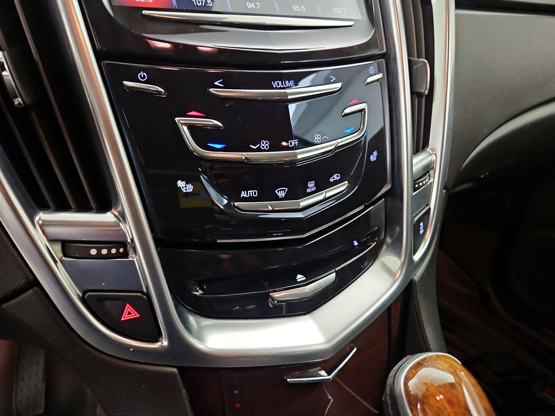 Thumbnail: 2015 Cadillac SRX - 17