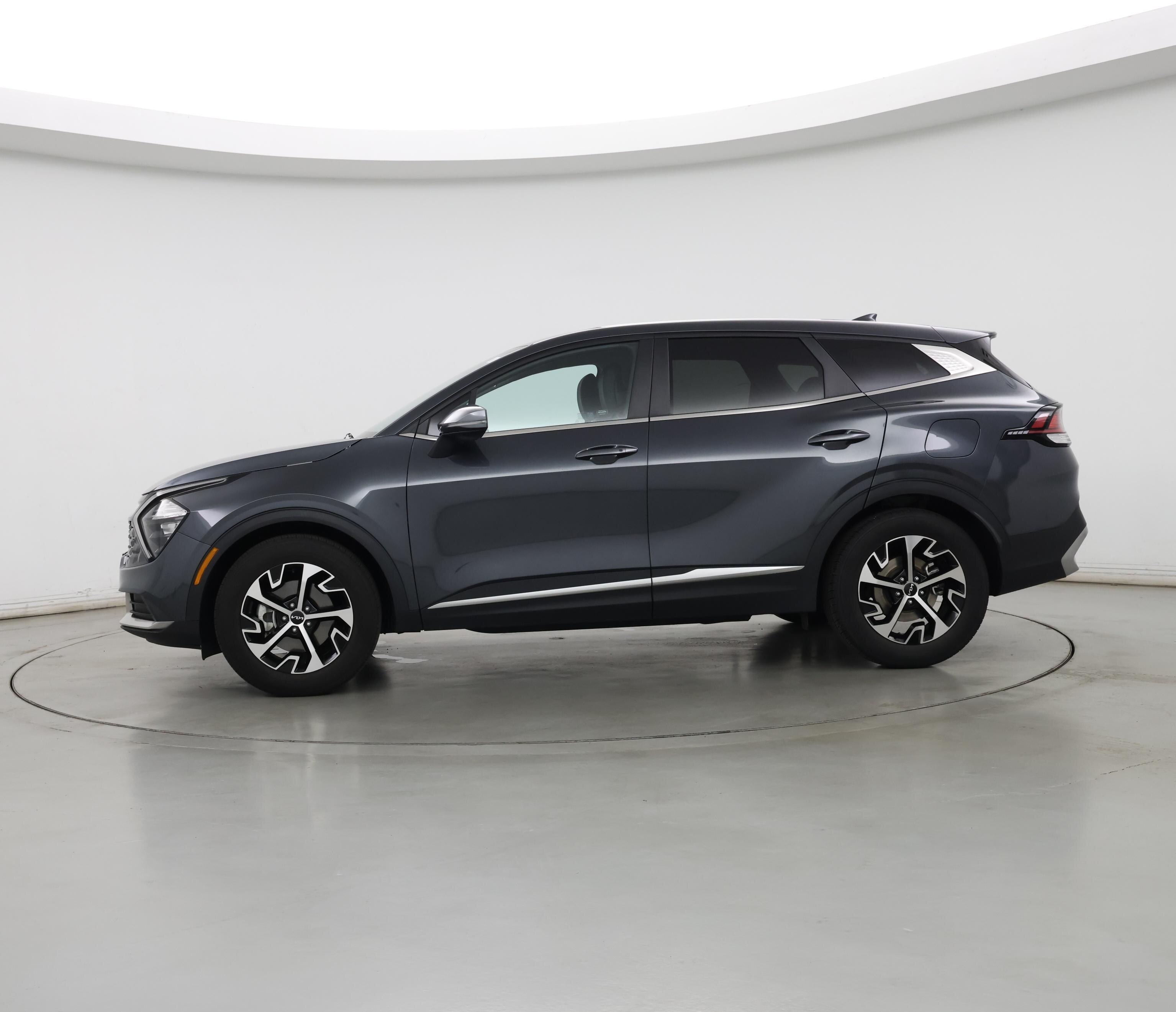 Thumbnail: 2023 Kia Sportage - 3