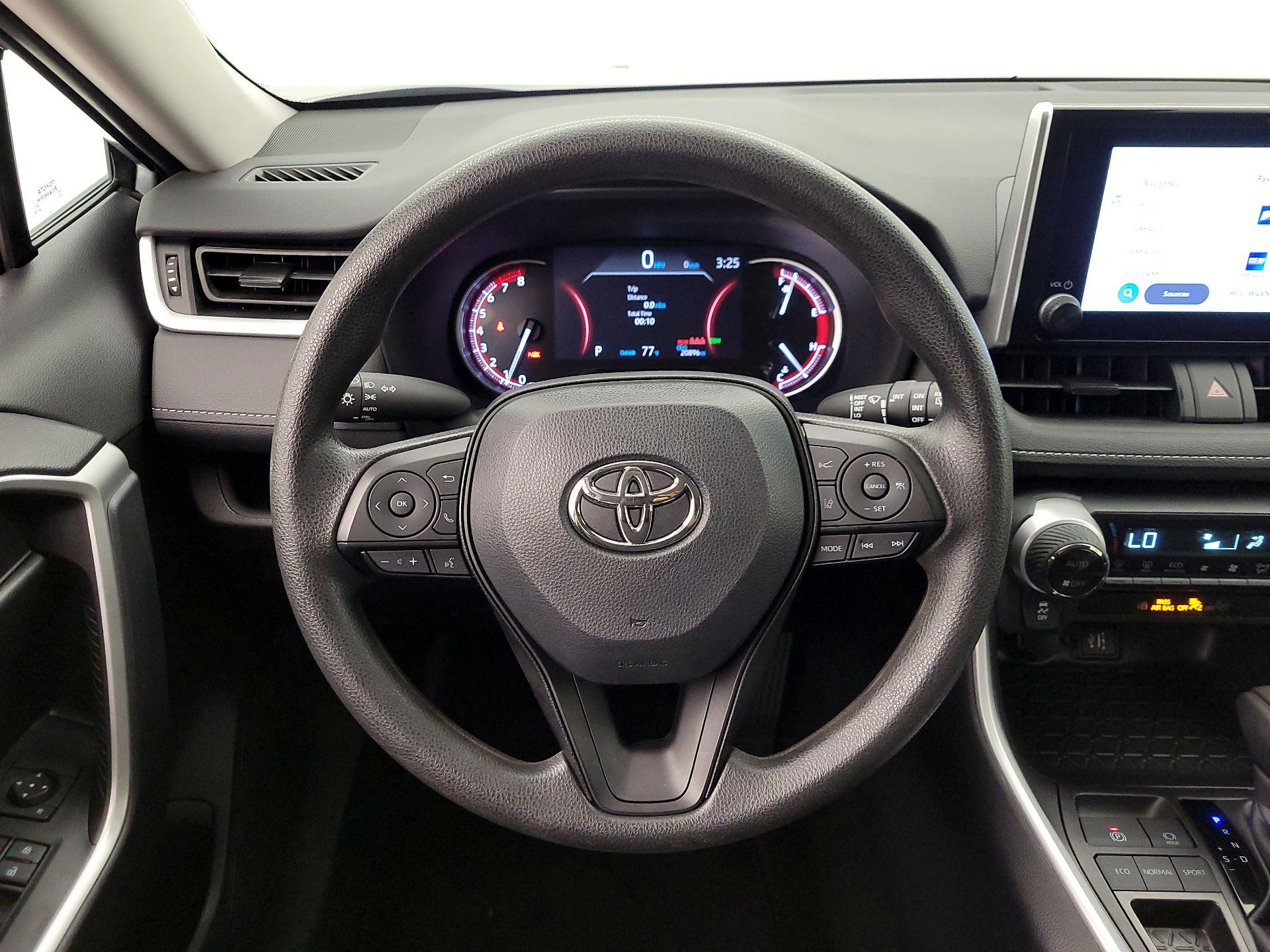 Thumbnail: 2024 Toyota RAV4 - 10