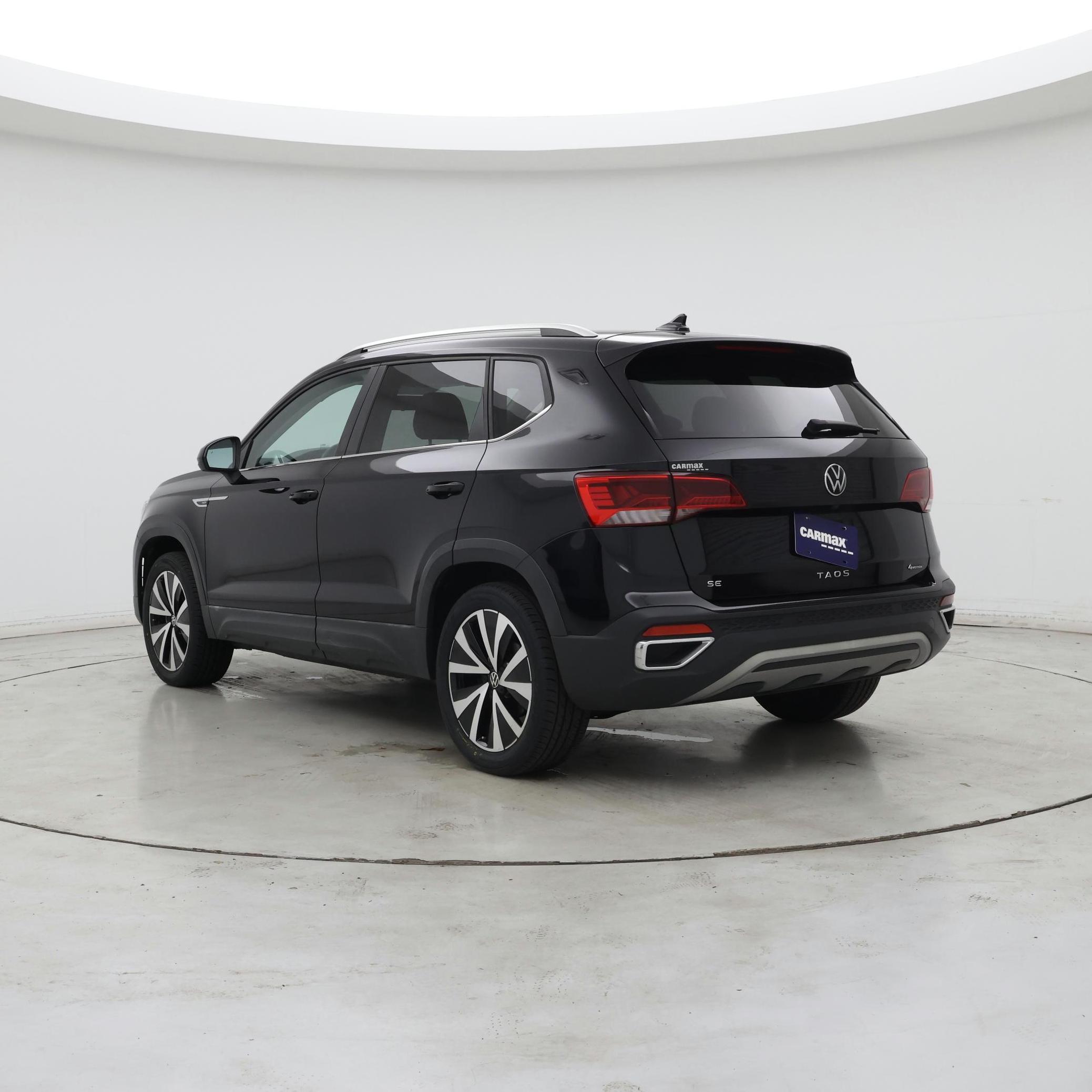 Thumbnail: 2022 Volkswagen Taos - 2