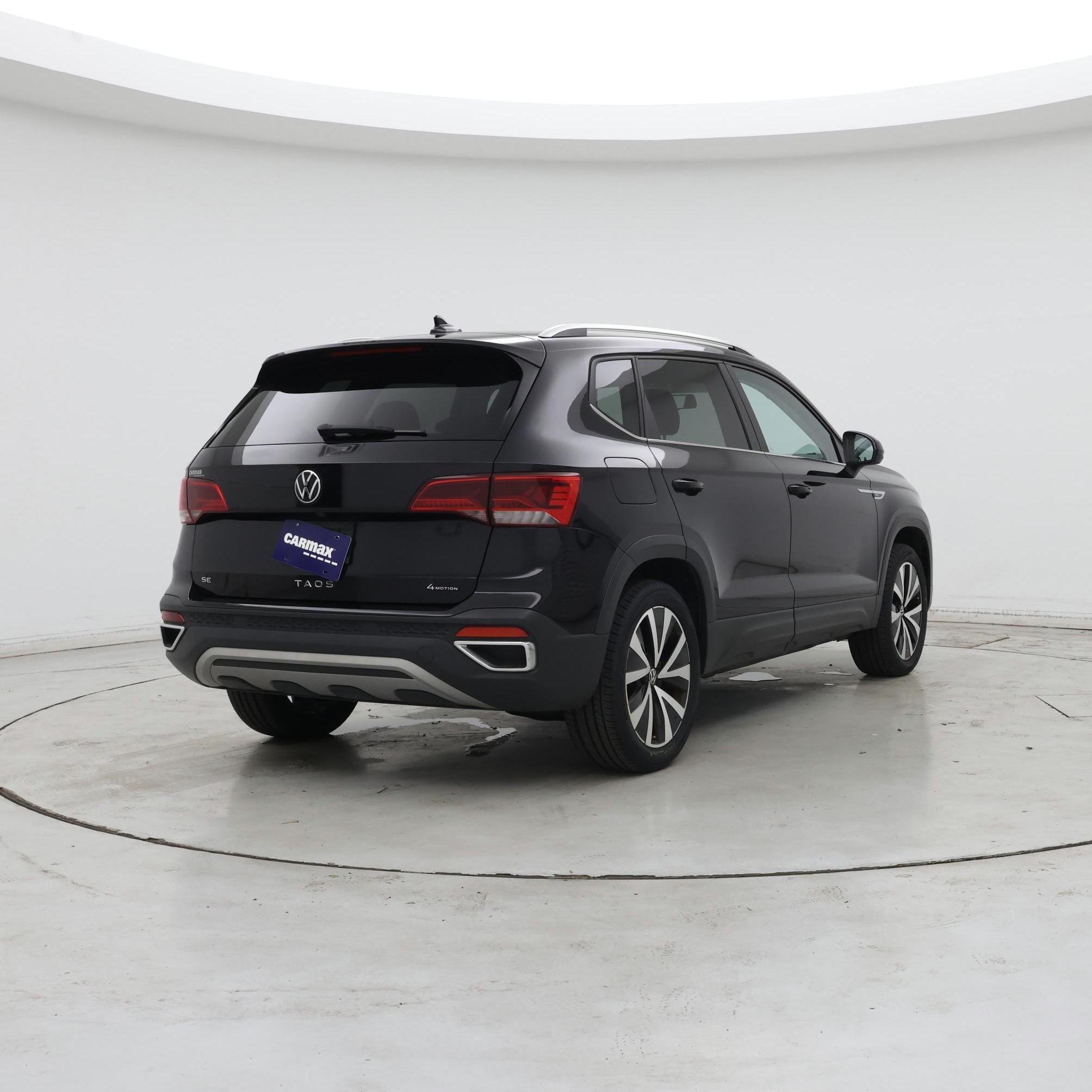 Thumbnail: 2022 Volkswagen Taos - 8