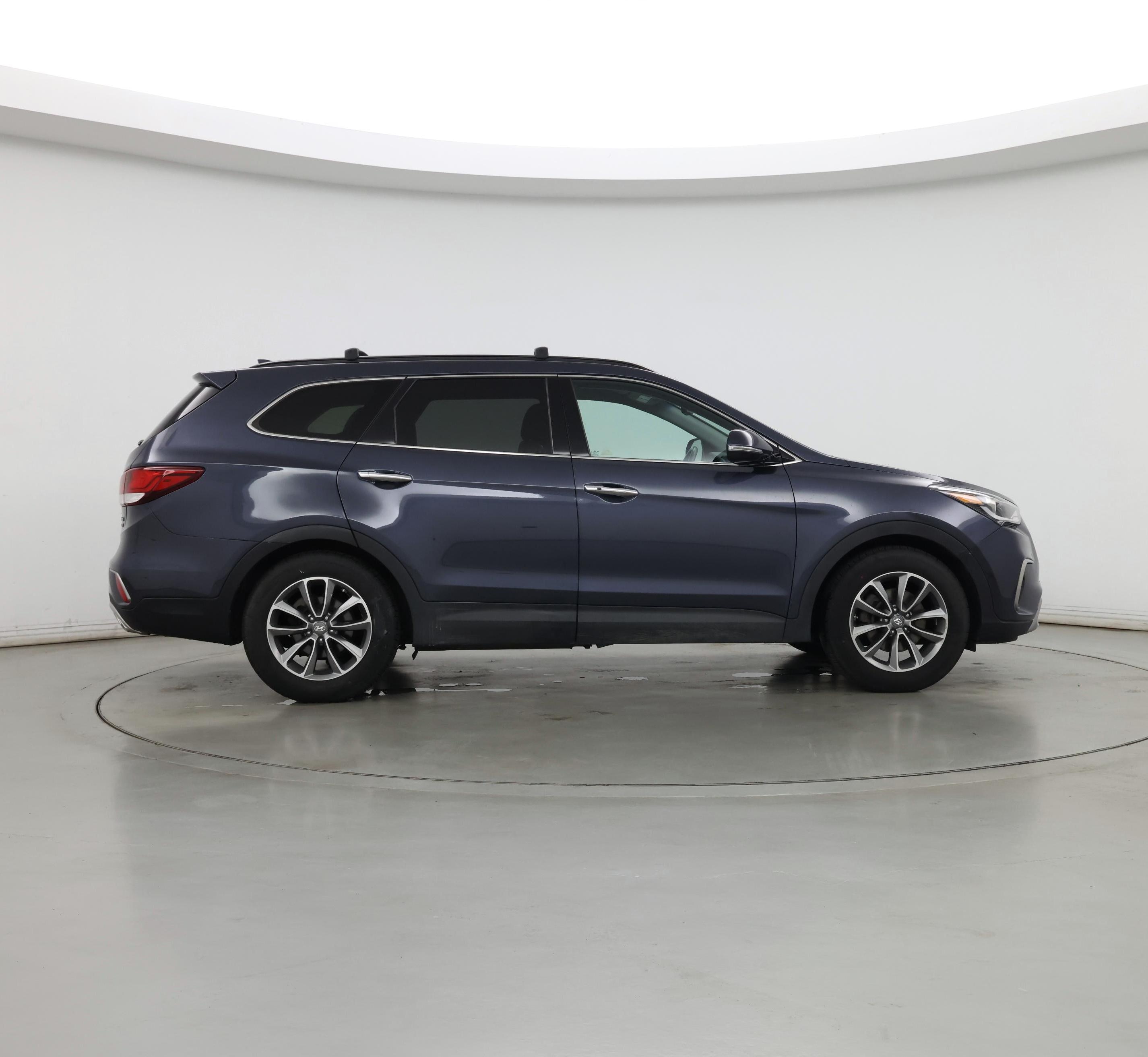 Thumbnail: 2017 Hyundai Santa Fe - 7