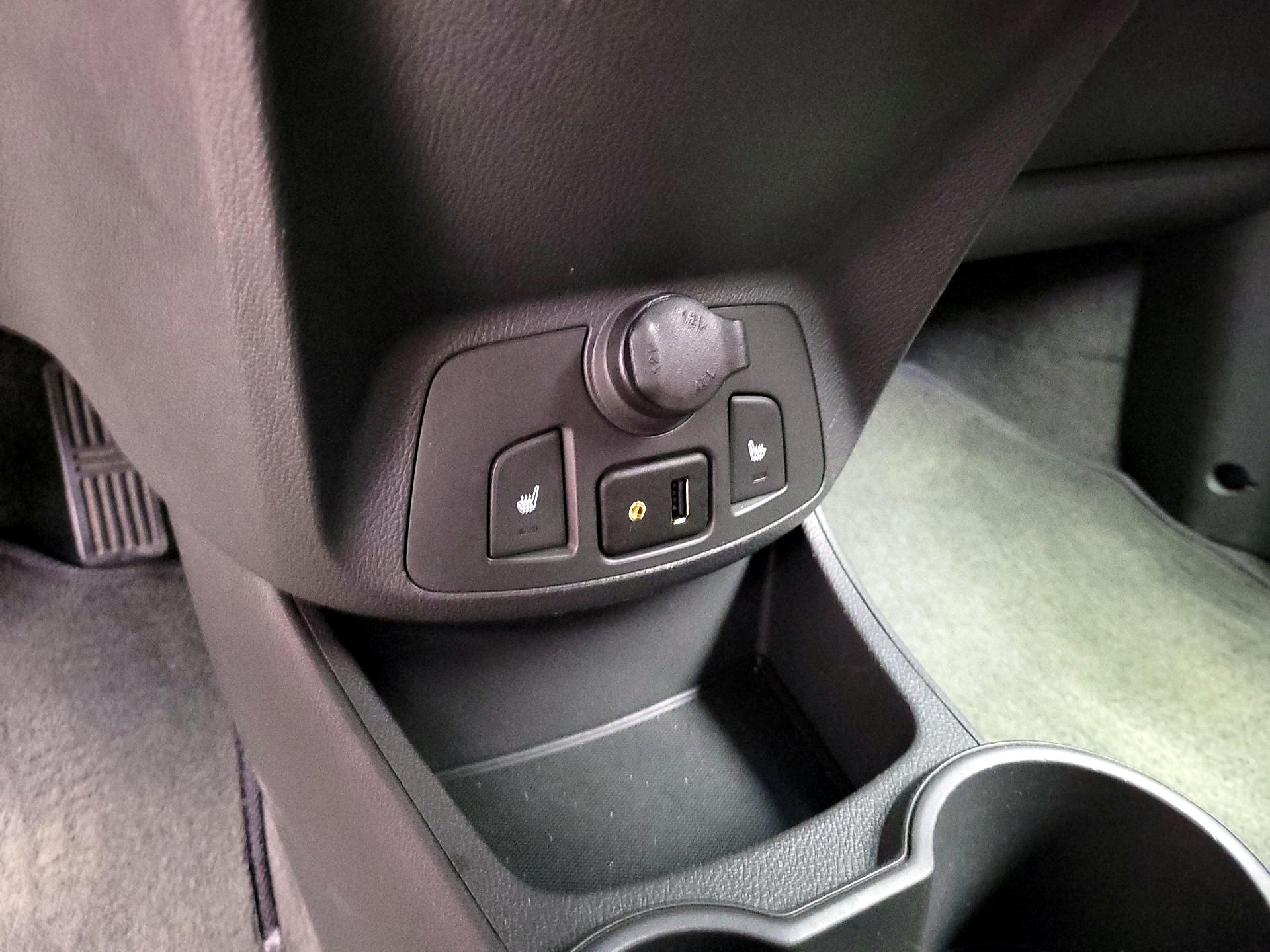 Thumbnail: 2013 Chevrolet Spark - 17