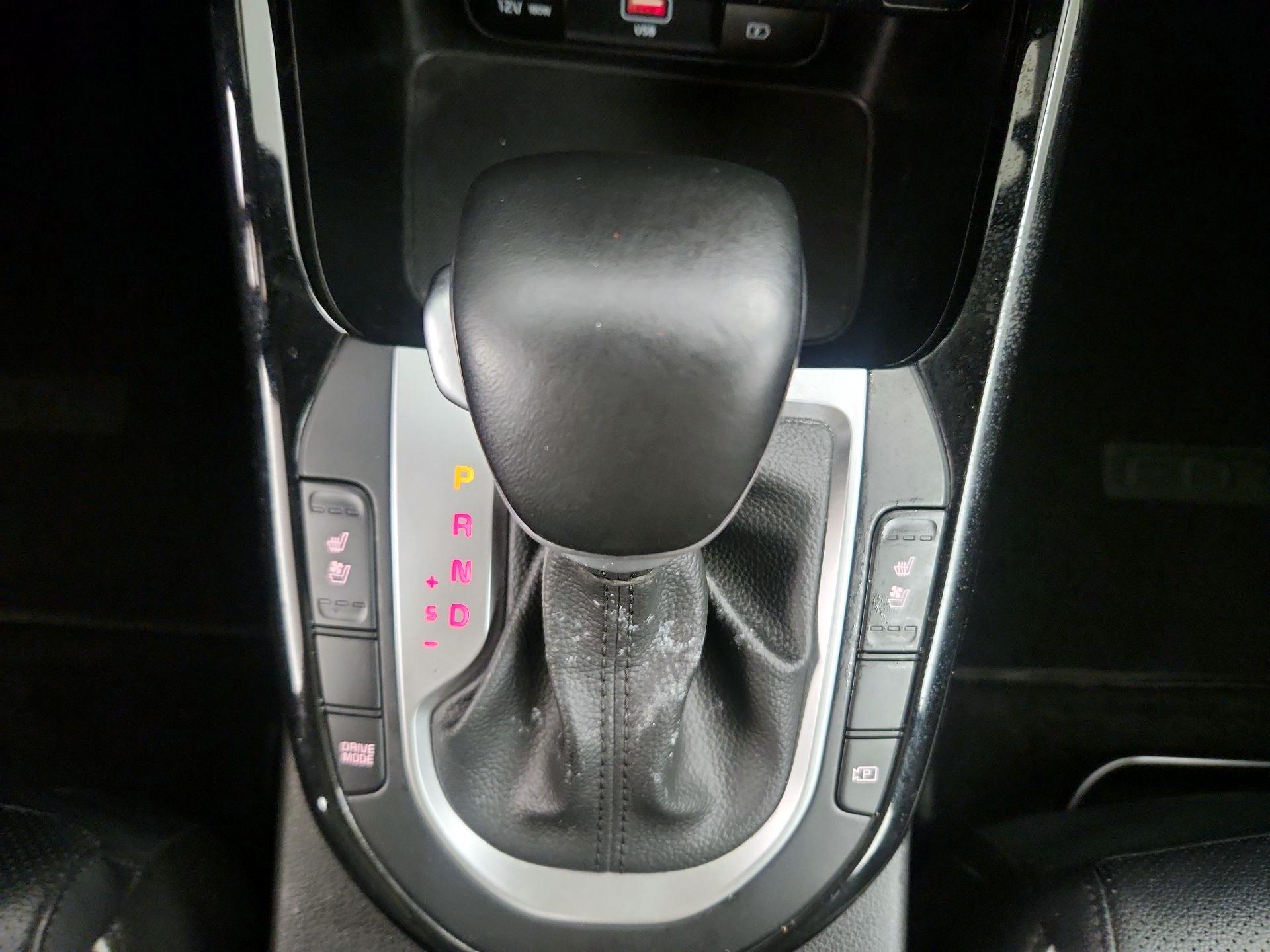 Thumbnail: 2023 Kia Forte - 18