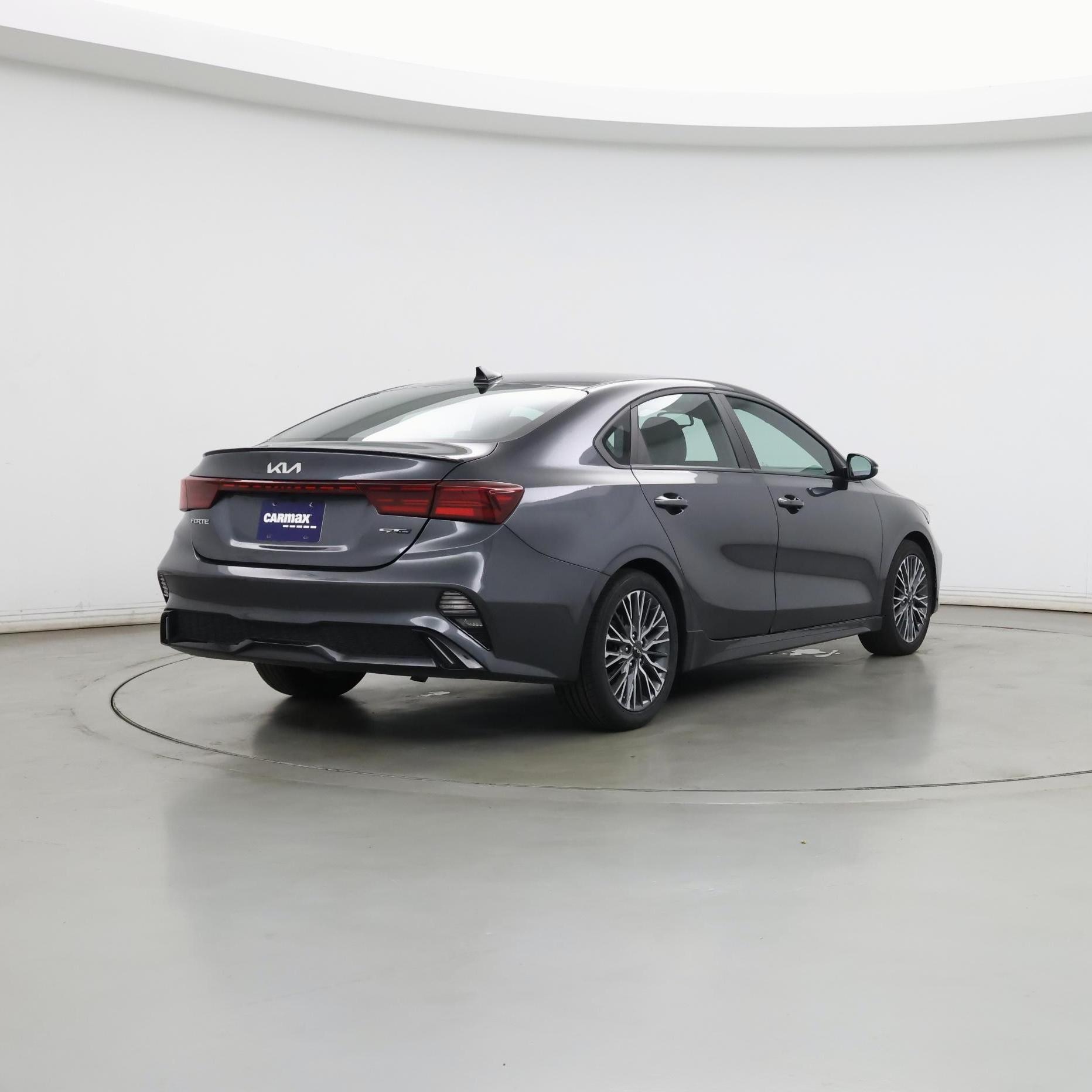 Thumbnail: 2023 Kia Forte - 8