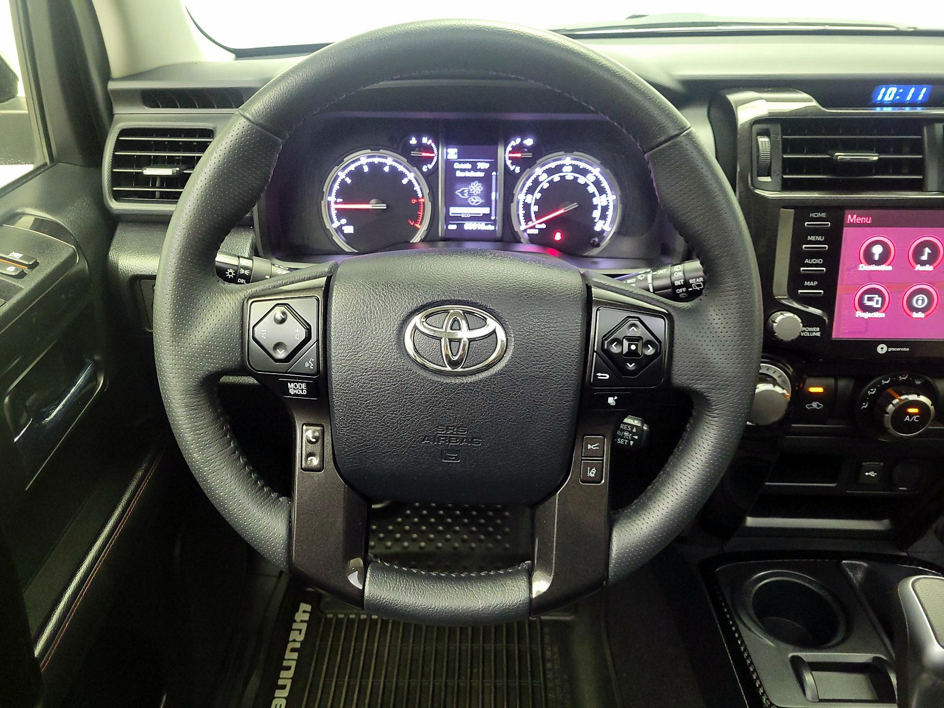 Thumbnail: 2020 Toyota 4Runner - 10