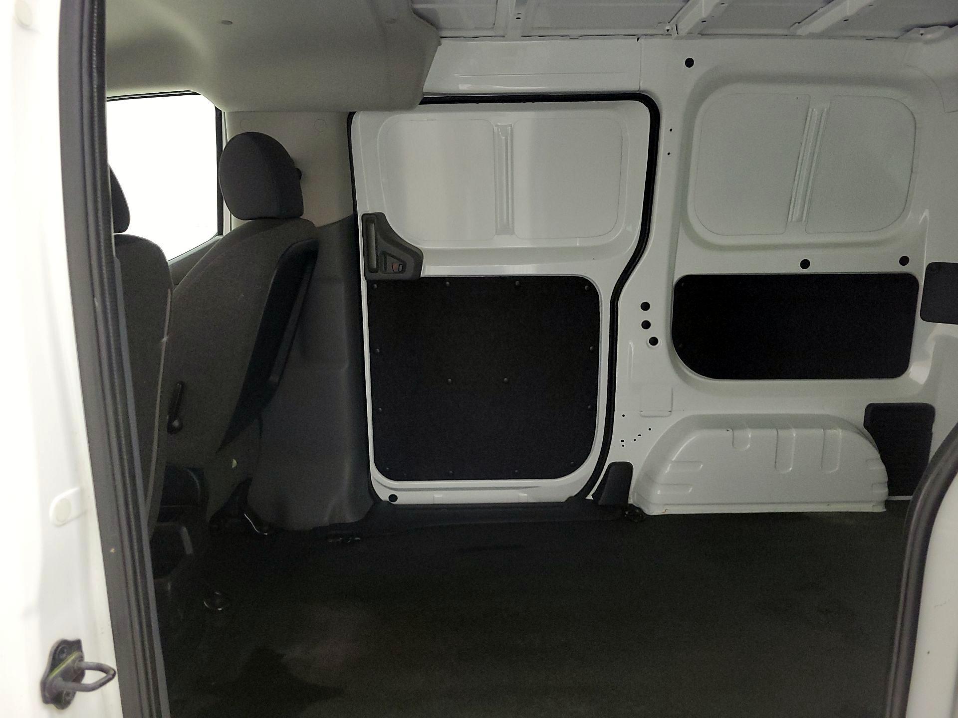 Thumbnail: 2015 Nissan NV200 - 20