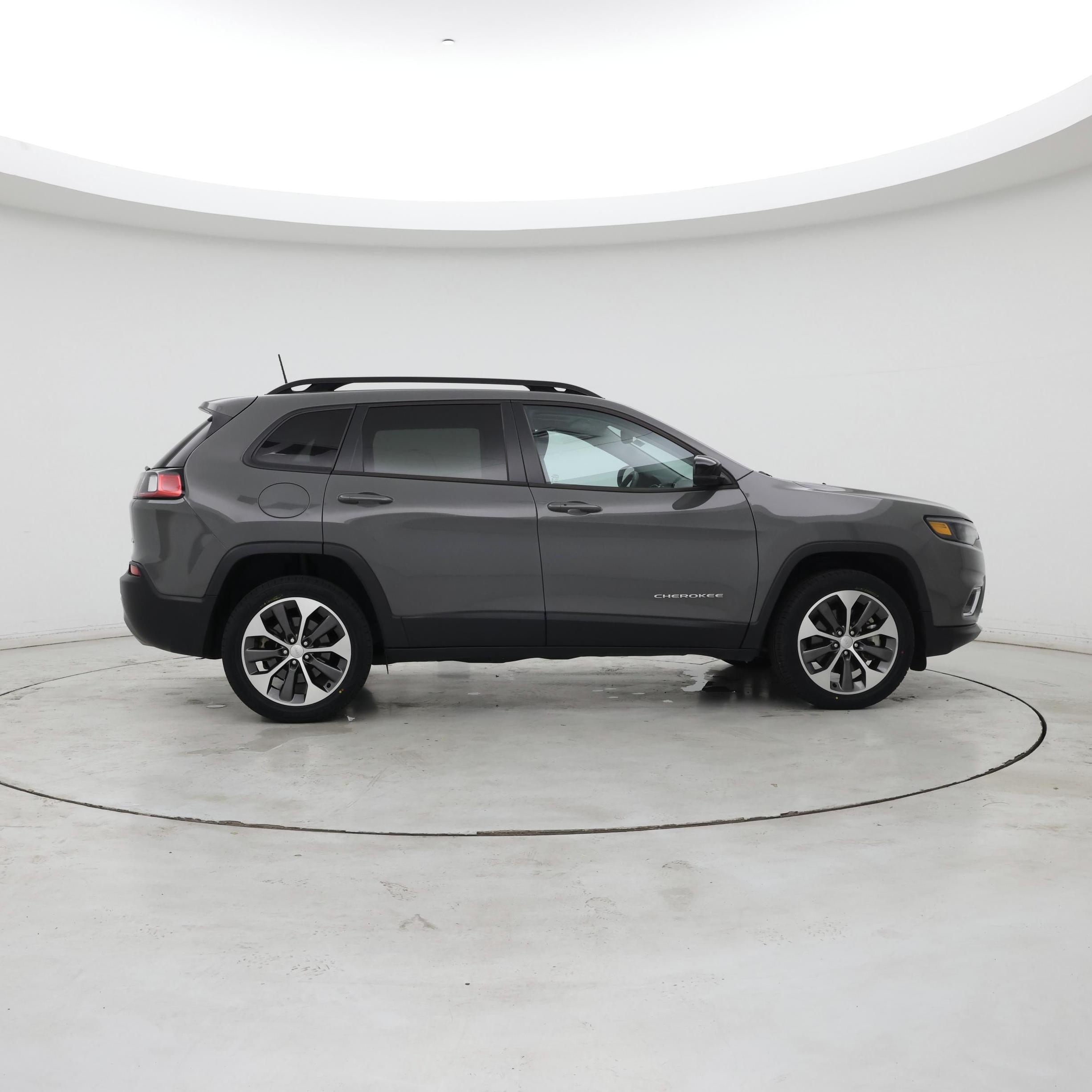 Thumbnail: 2022 Jeep Cherokee - 7