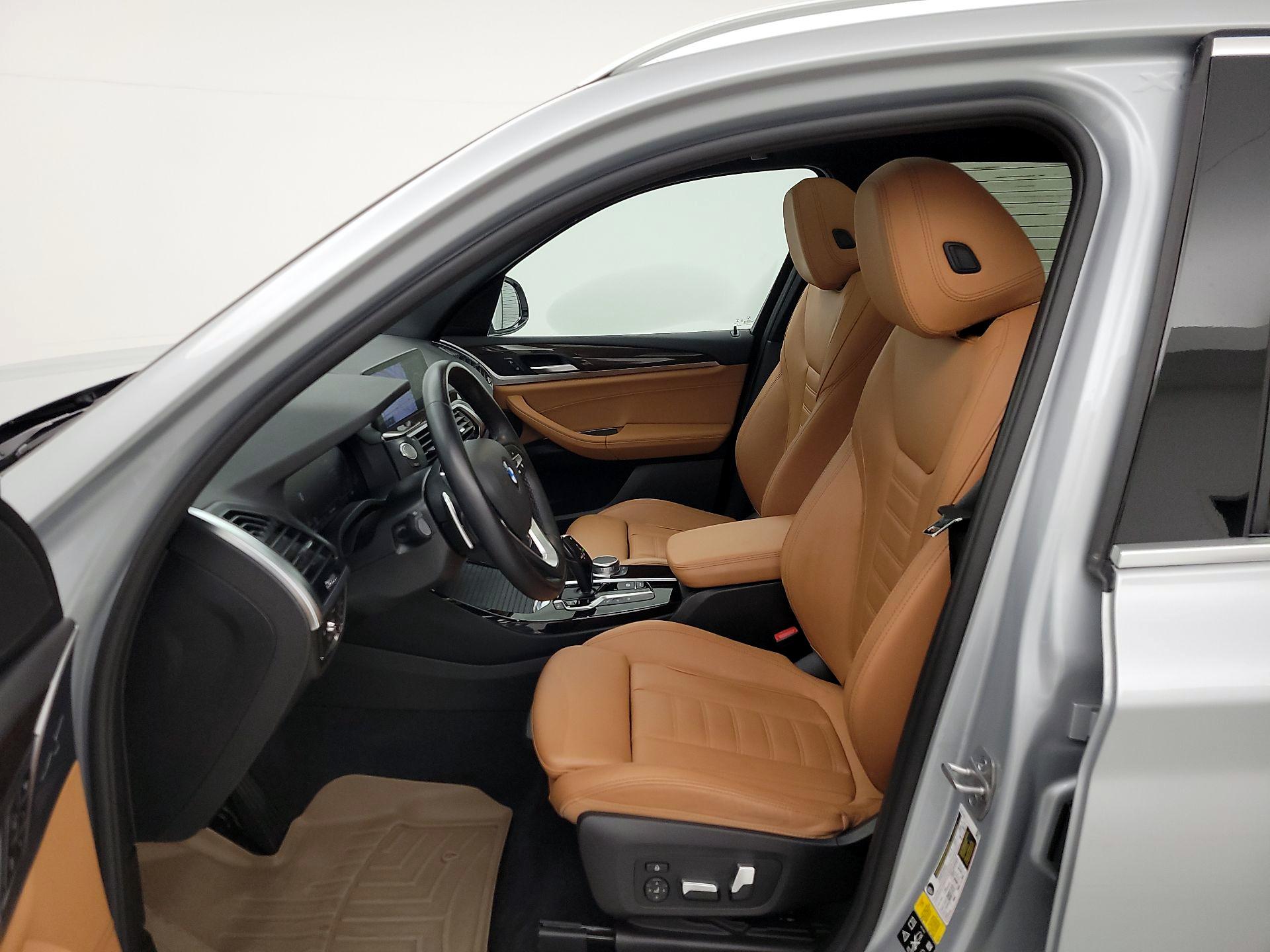 Thumbnail: 2021 BMW X3 - 11