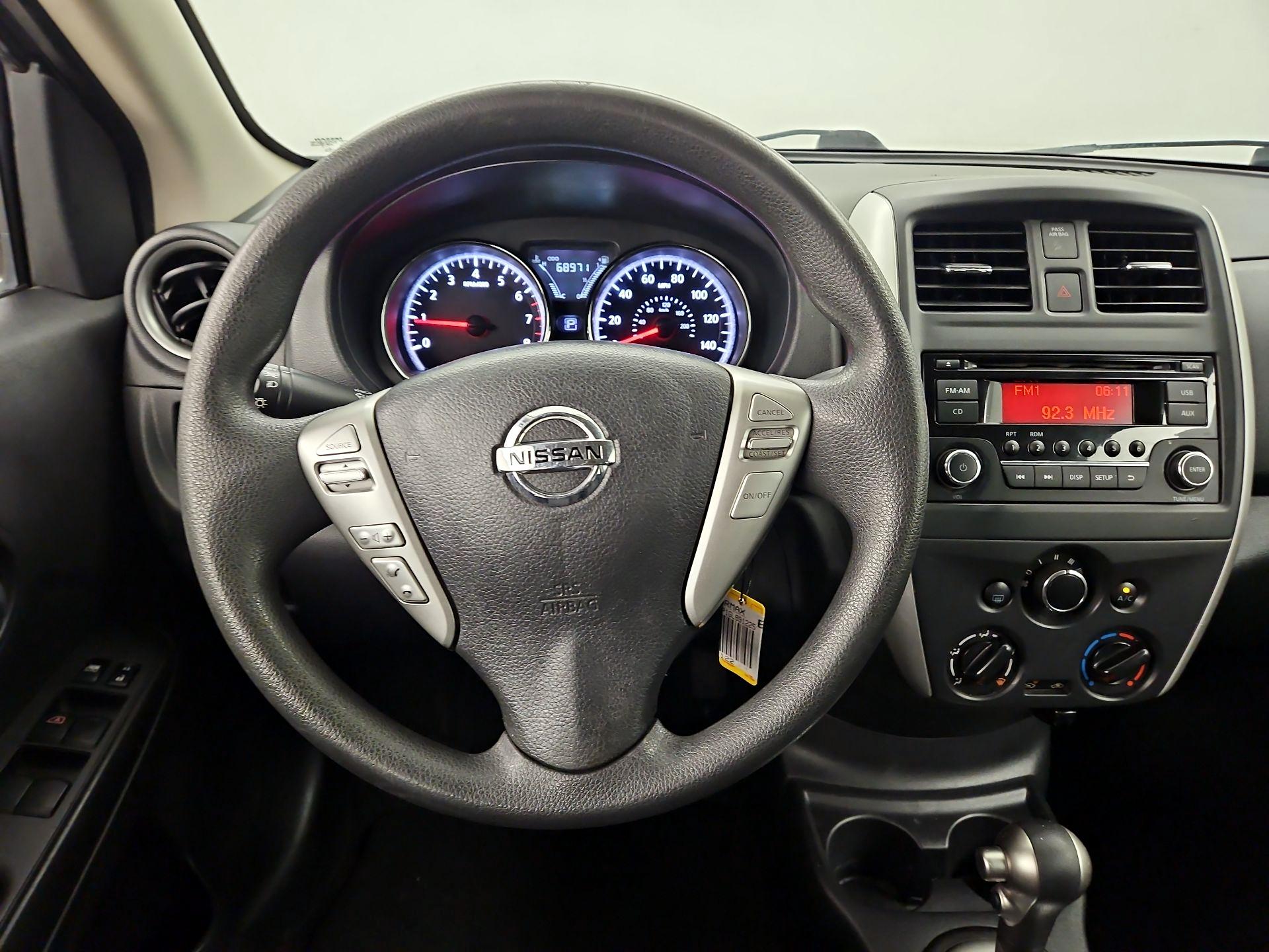 Thumbnail: 2016 Nissan Versa - 10