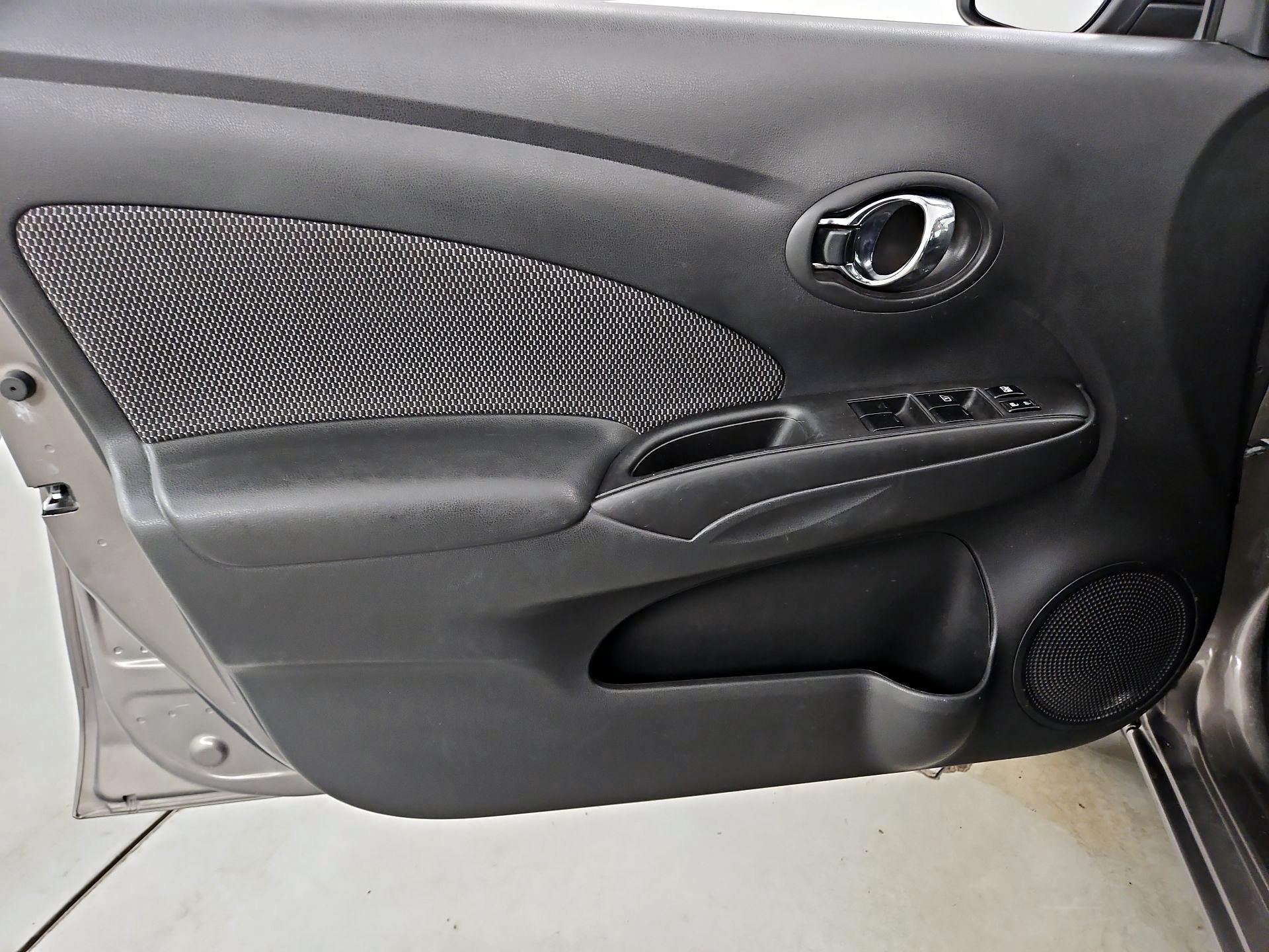 Thumbnail: 2016 Nissan Versa - 12