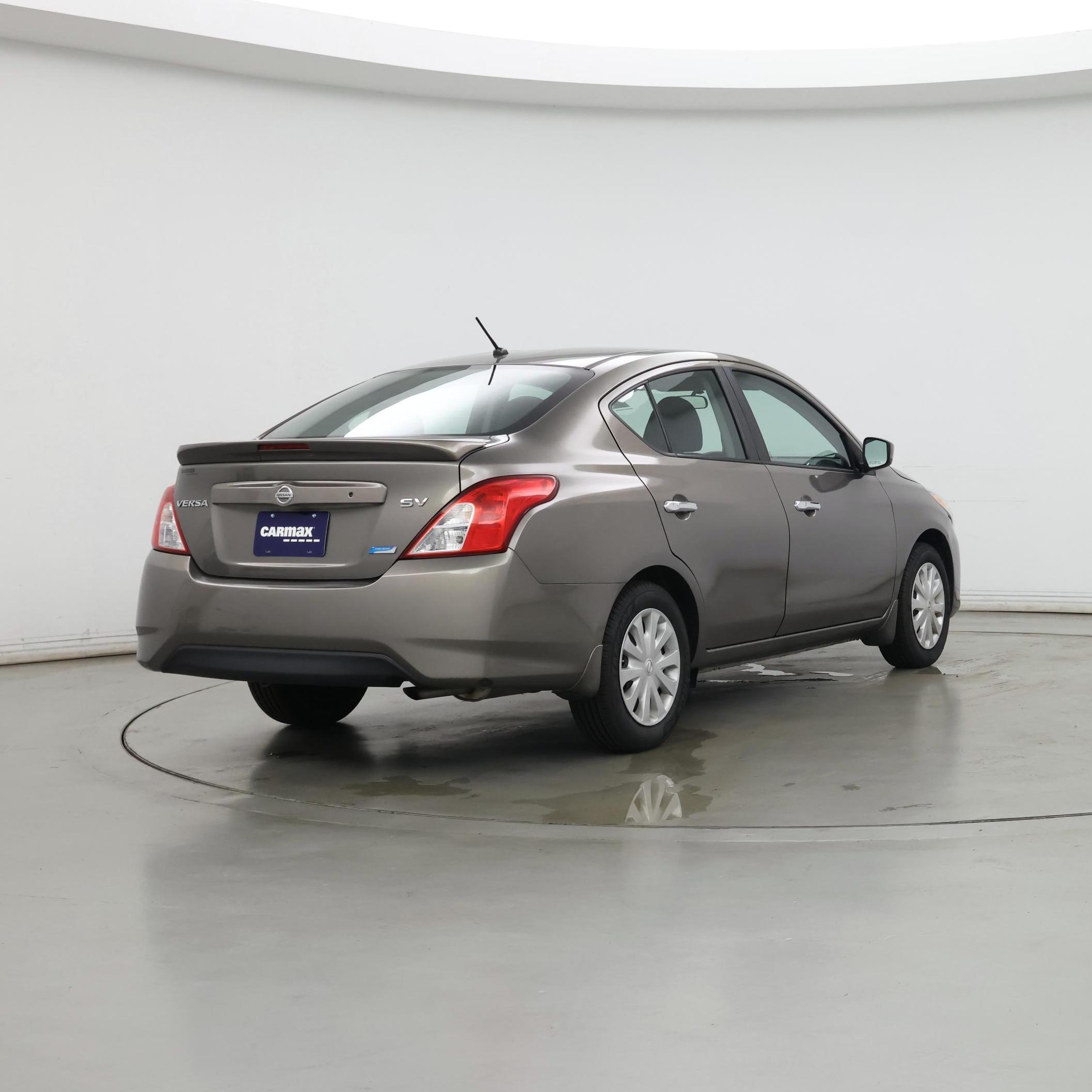 Thumbnail: 2016 Nissan Versa - 8