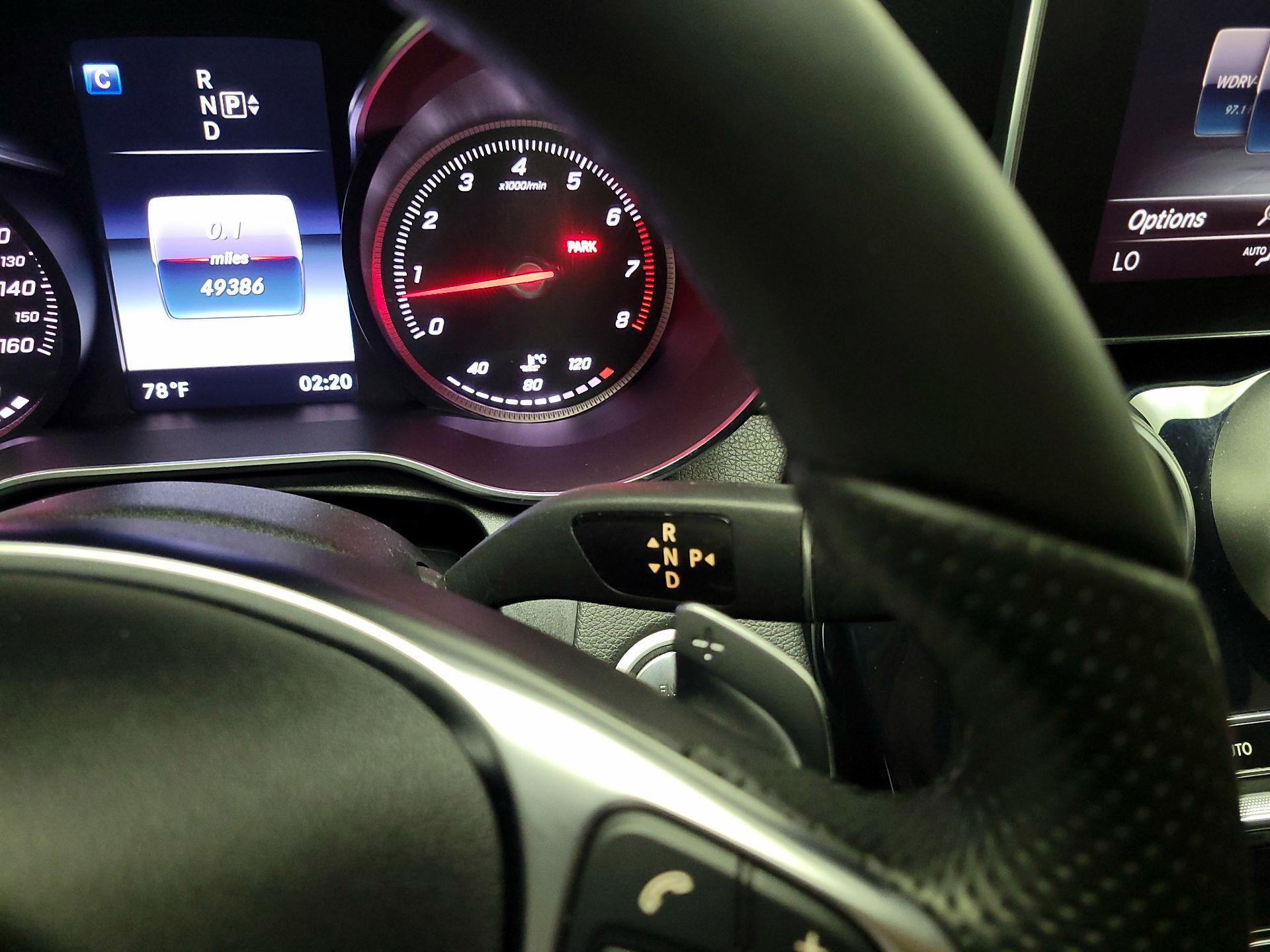 Thumbnail: 2015 Mercedes-Benz C-Class - 18