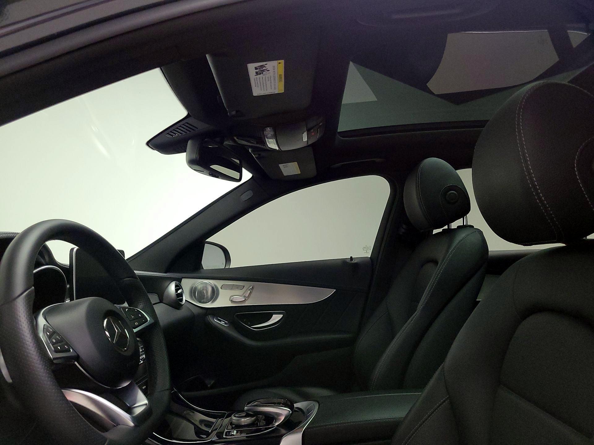 Thumbnail: 2015 Mercedes-Benz C-Class - 20