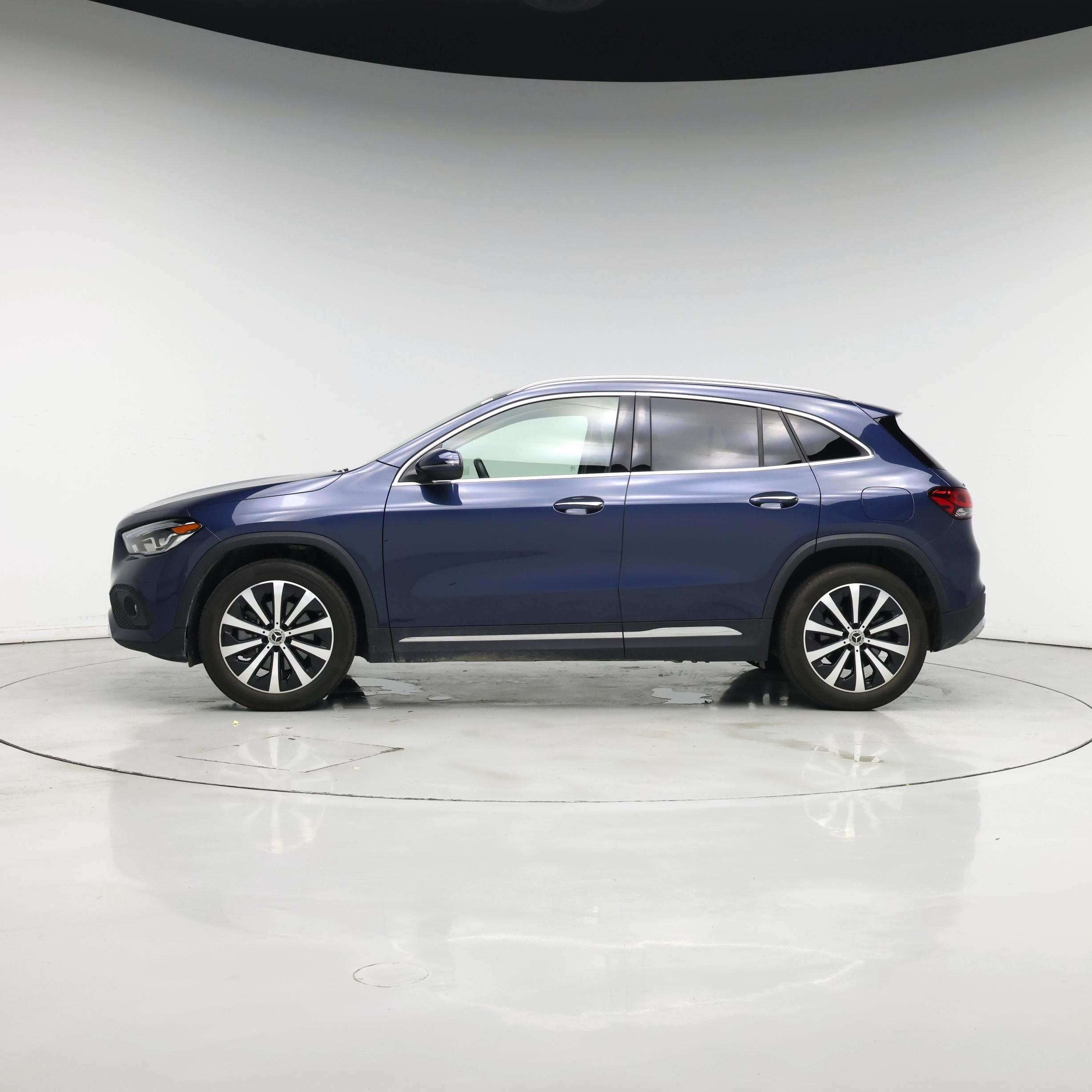 Thumbnail: 2021 Mercedes-Benz GLA - 3