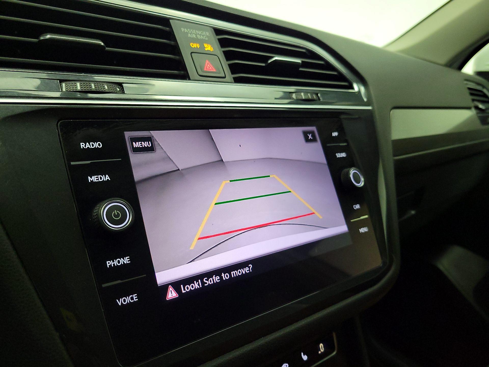 Thumbnail: 2019 Volkswagen Tiguan - 14
