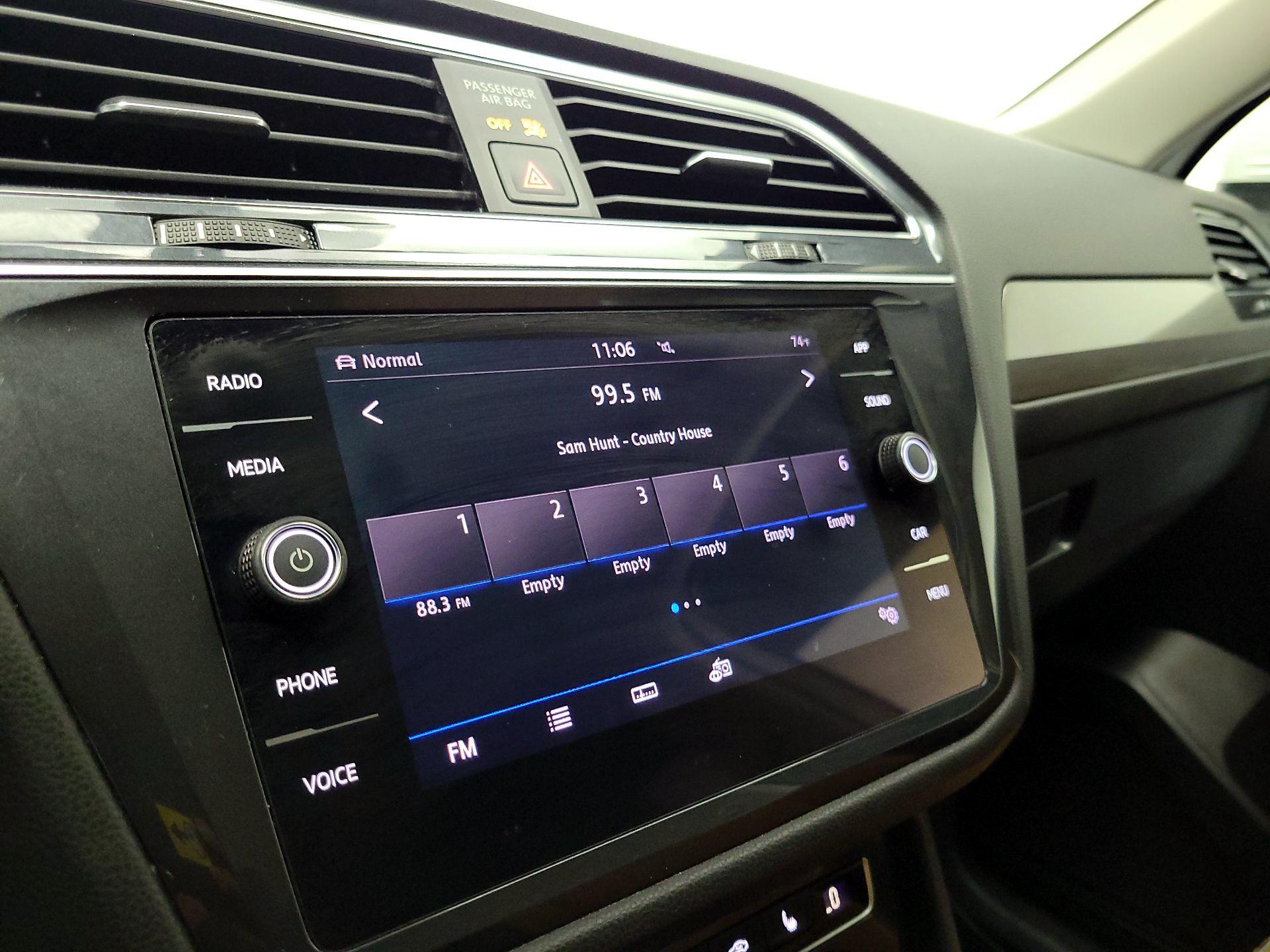 Thumbnail: 2019 Volkswagen Tiguan - 15