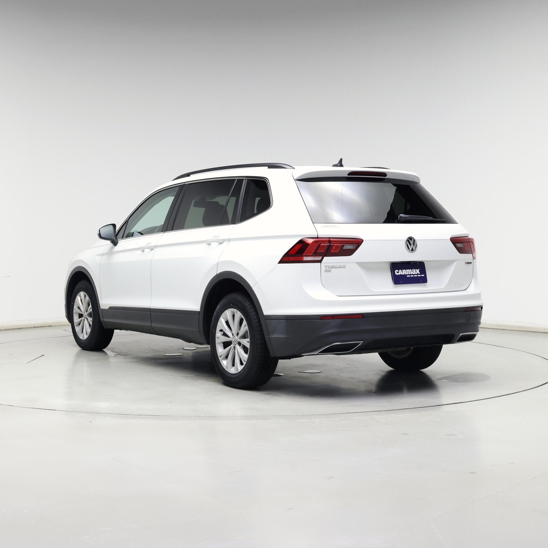 Thumbnail: 2019 Volkswagen Tiguan - 2