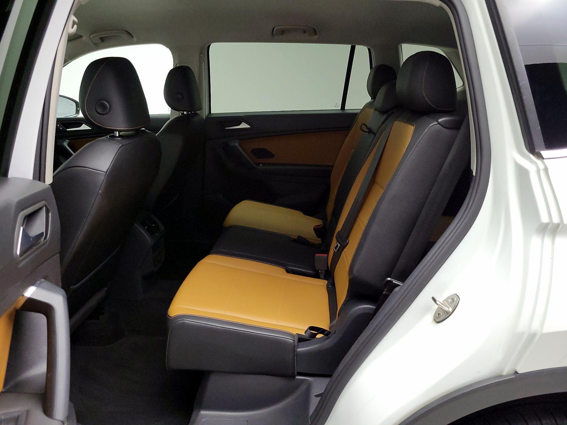 Thumbnail: 2019 Volkswagen Tiguan - 19