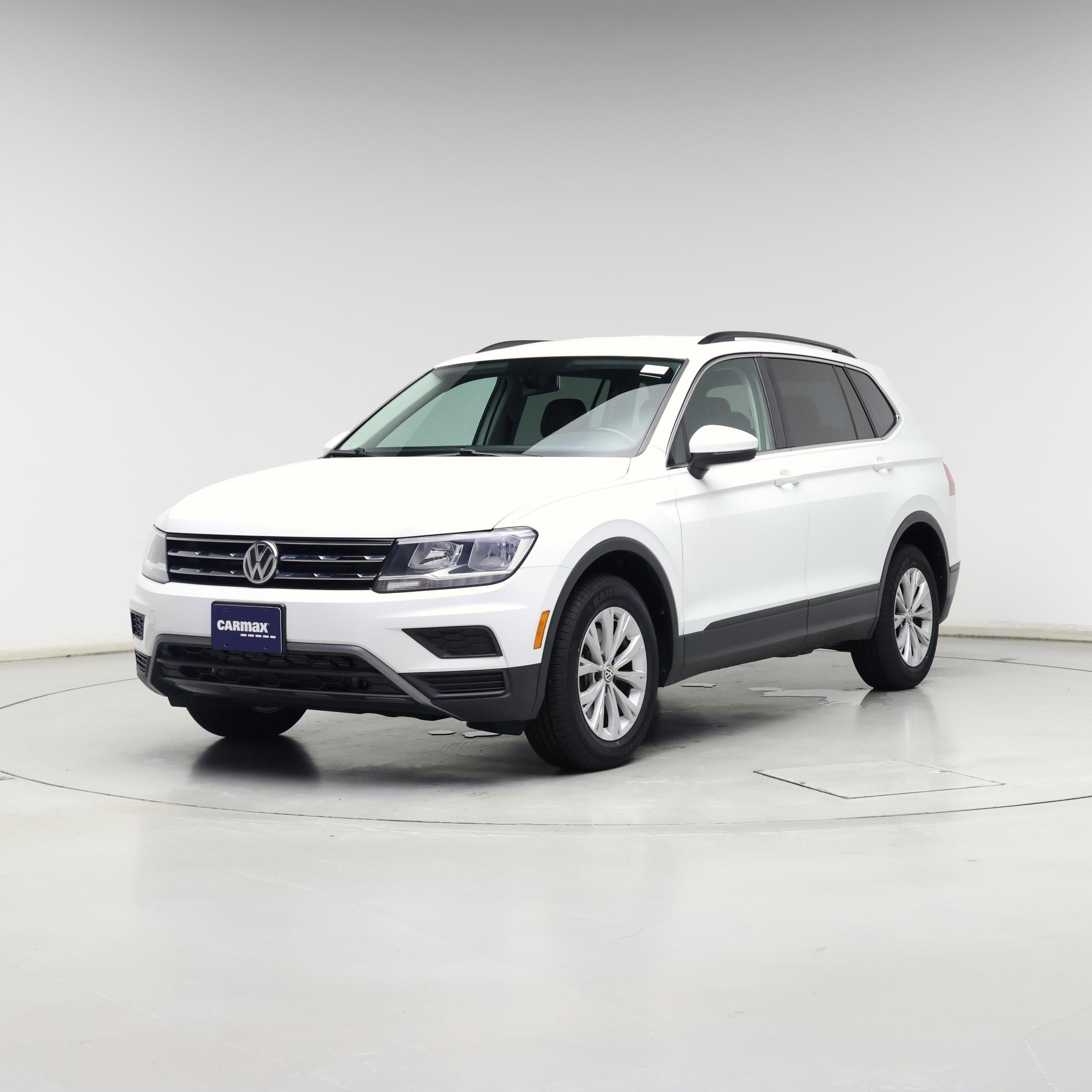 Thumbnail: 2019 Volkswagen Tiguan - 4