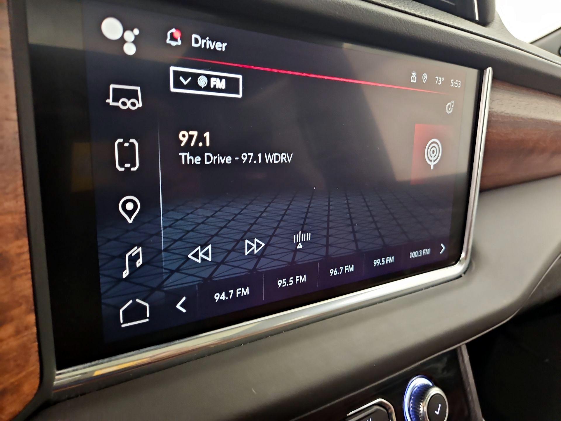 Thumbnail: 2023 GMC Yukon XL - 15