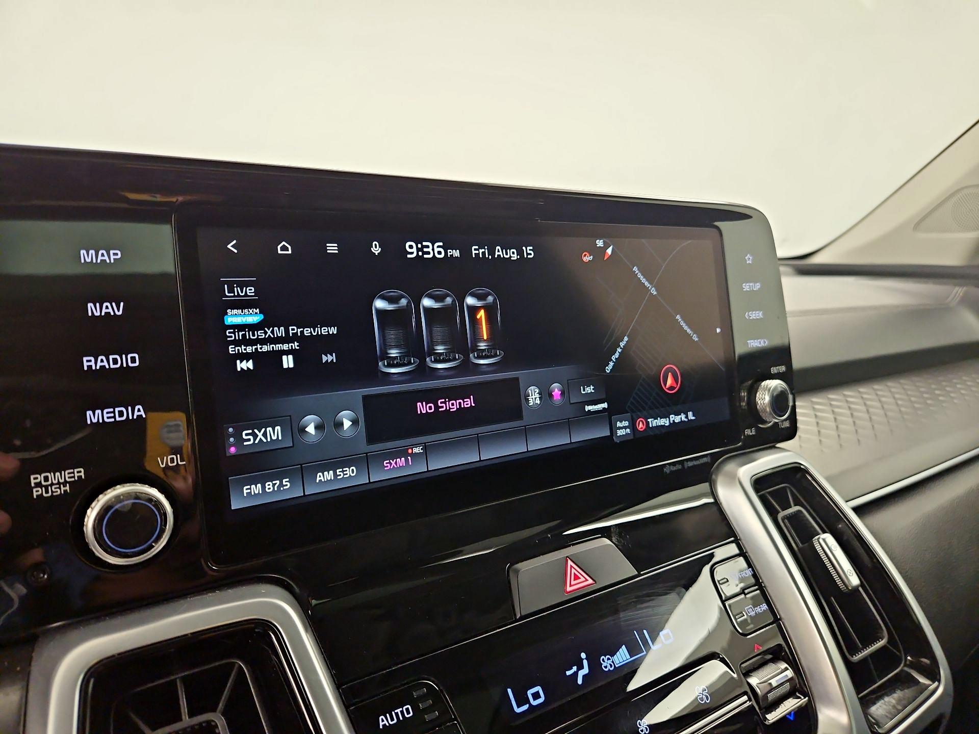 Thumbnail: 2022 Kia Sorento - 16
