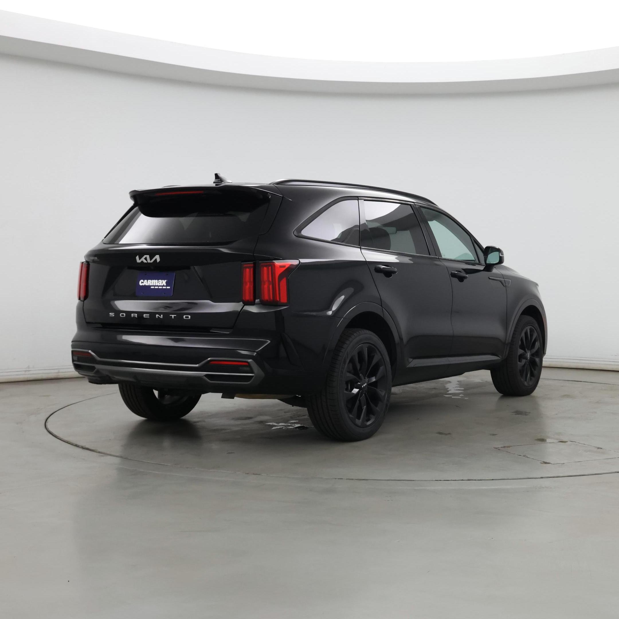 Thumbnail: 2022 Kia Sorento - 8