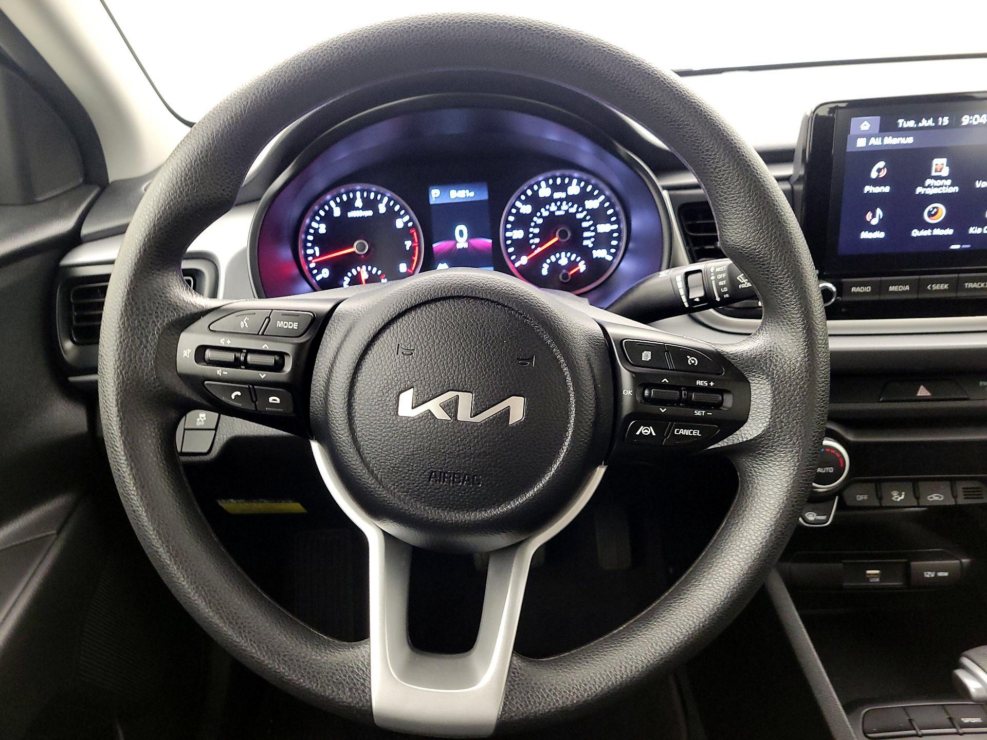 Thumbnail: 2023 Kia Rio - 10
