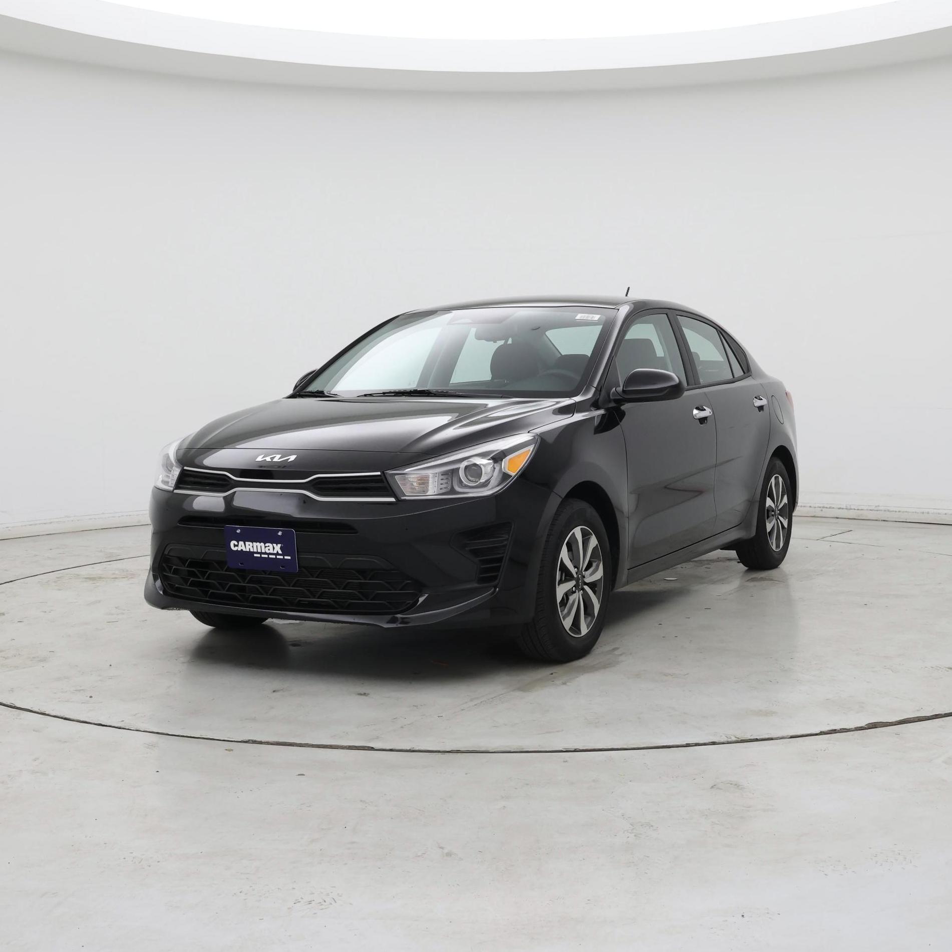 Thumbnail: 2023 Kia Rio - 4