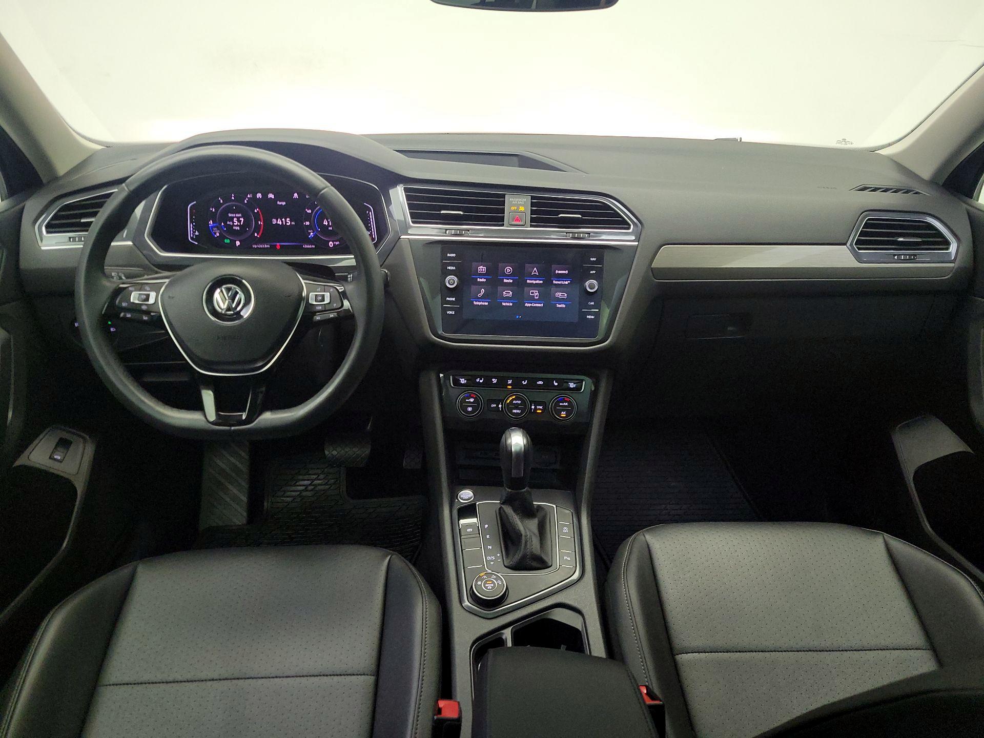 Thumbnail: 2020 Volkswagen Tiguan - 9