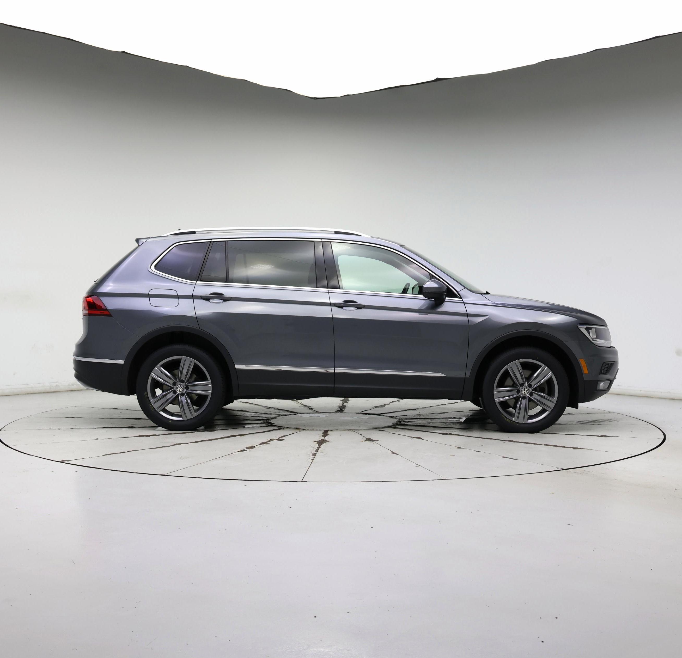 Thumbnail: 2020 Volkswagen Tiguan - 7