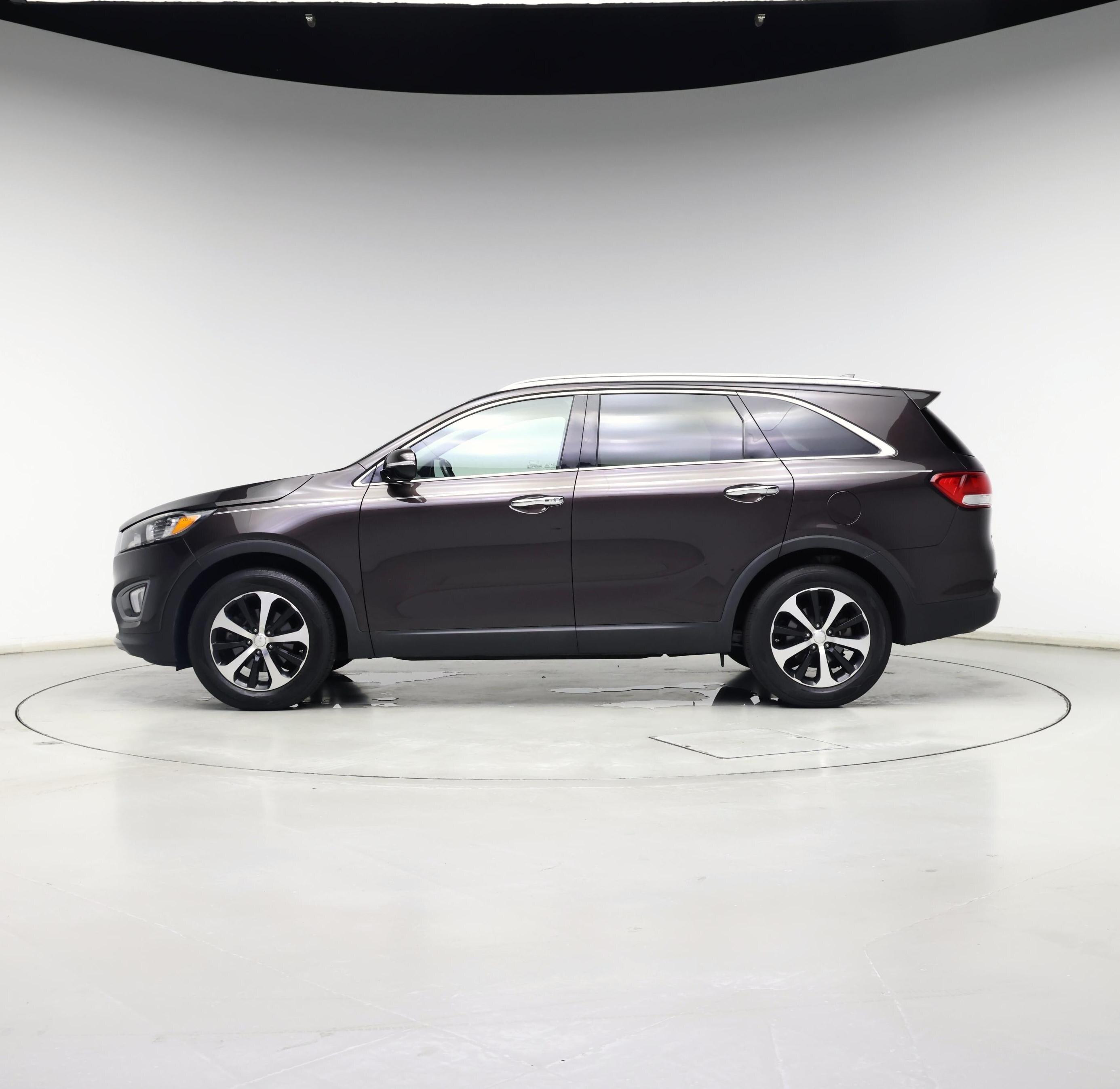 Thumbnail: 2017 Kia Sorento - 3
