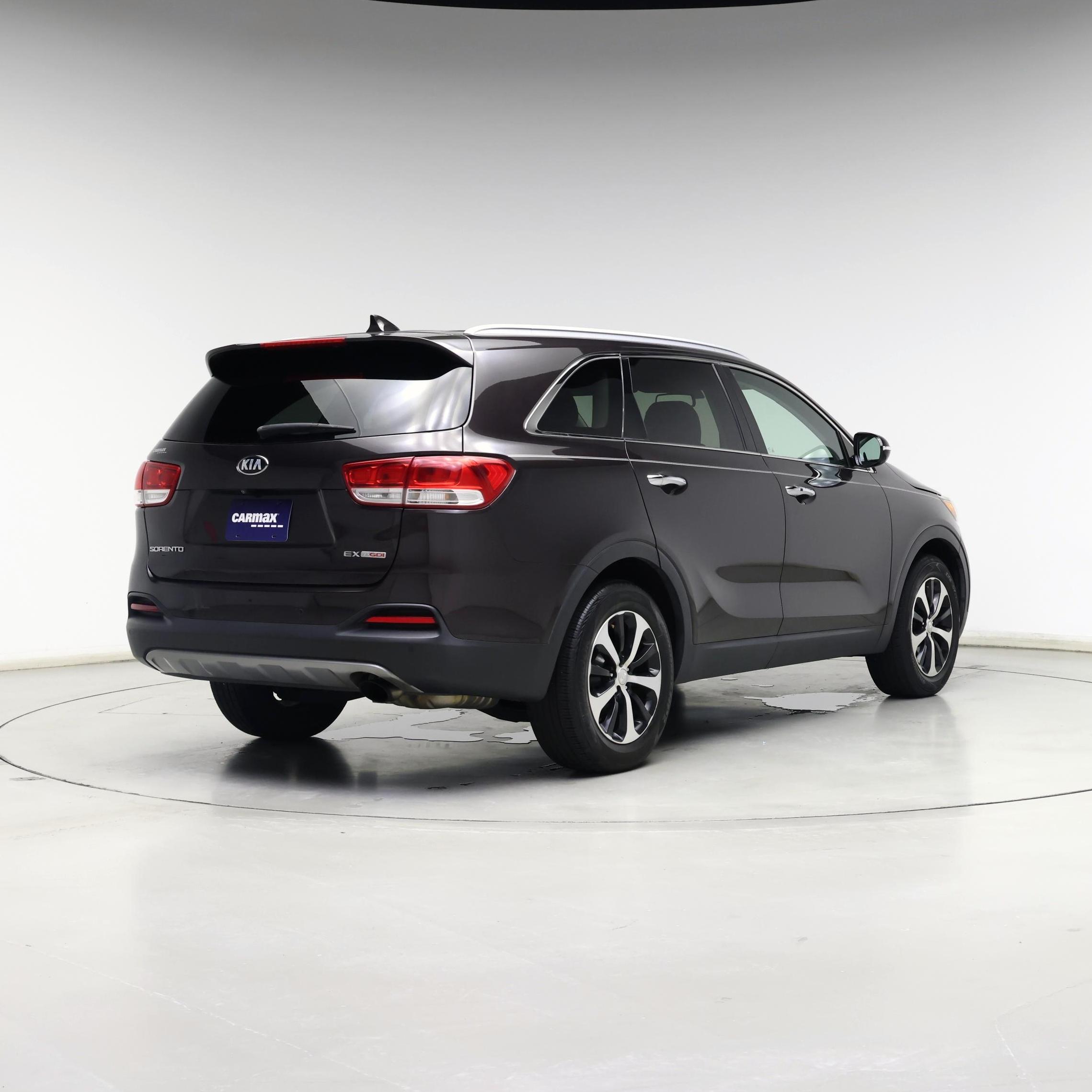 Thumbnail: 2017 Kia Sorento - 8