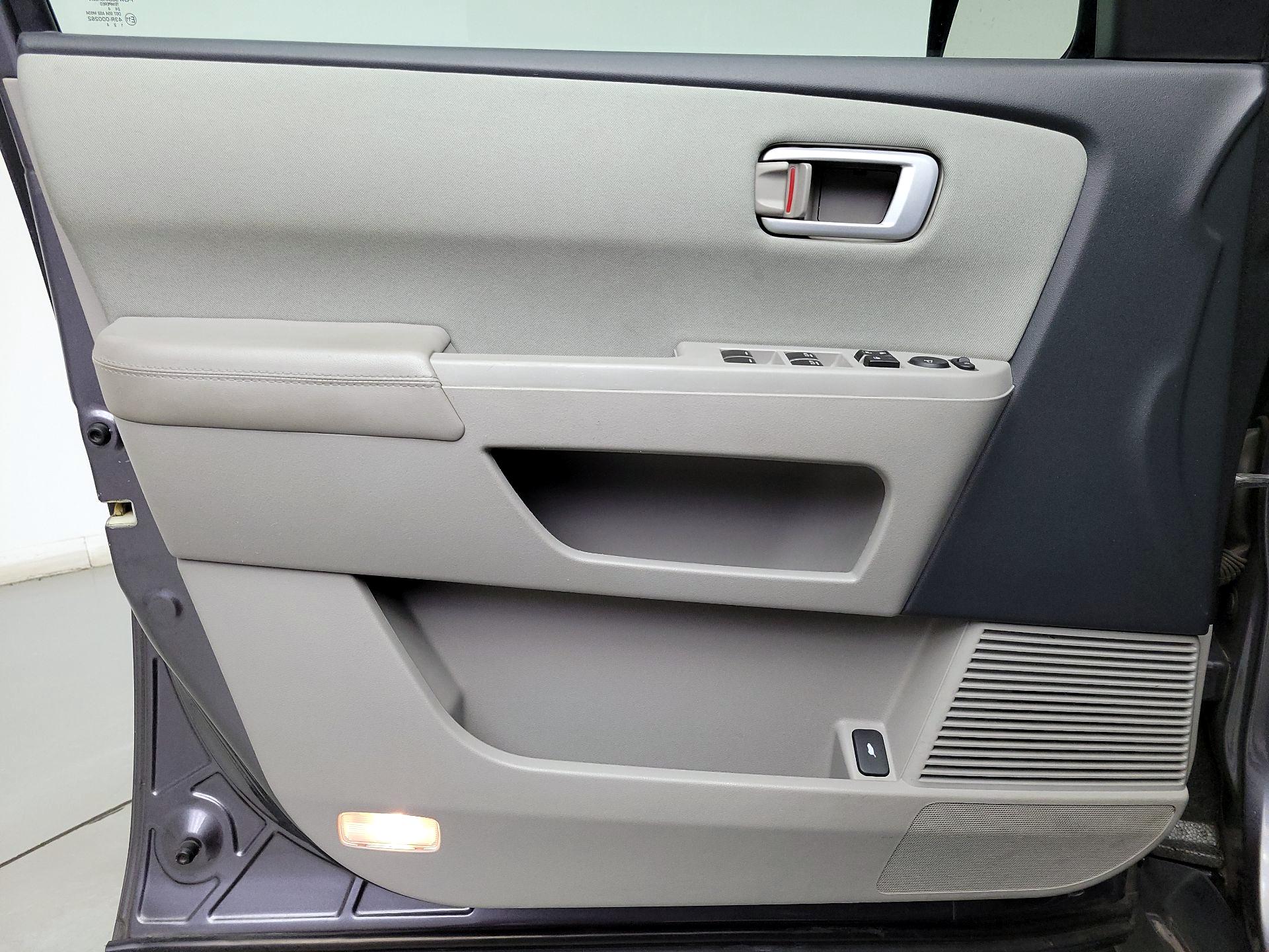 Thumbnail: 2015 Honda Pilot - 12