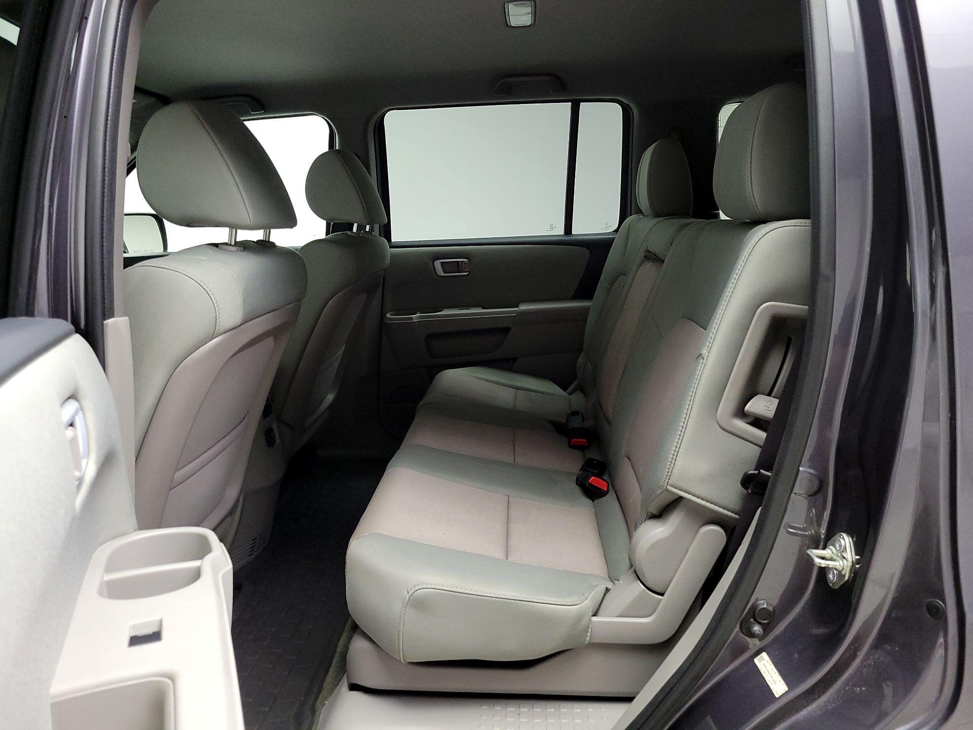 Thumbnail: 2015 Honda Pilot - 19