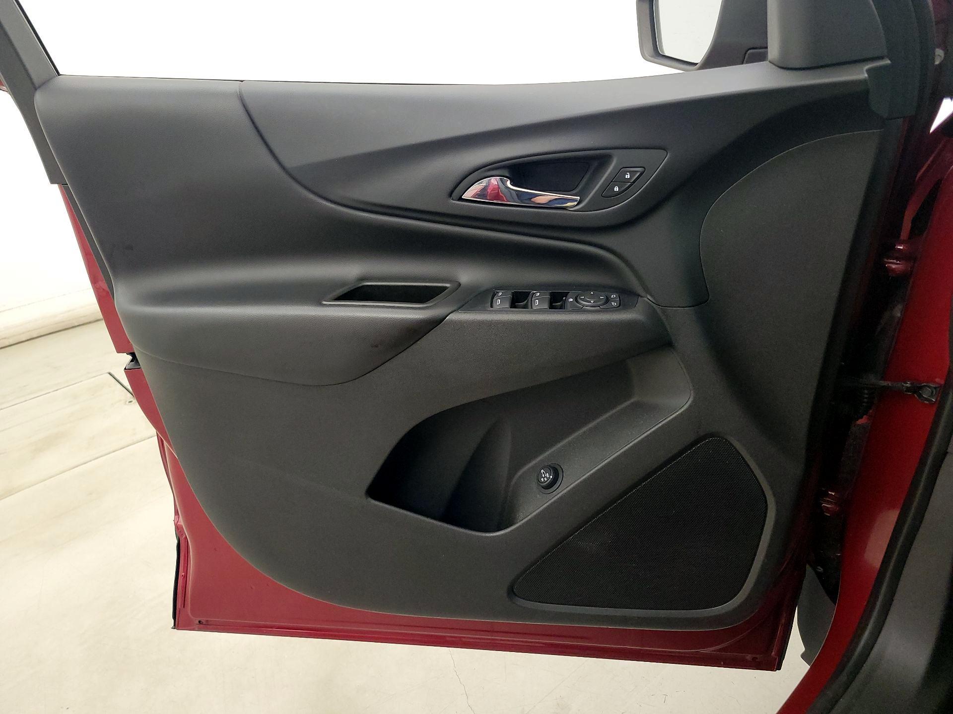 Thumbnail: 2019 Chevrolet Equinox - 12