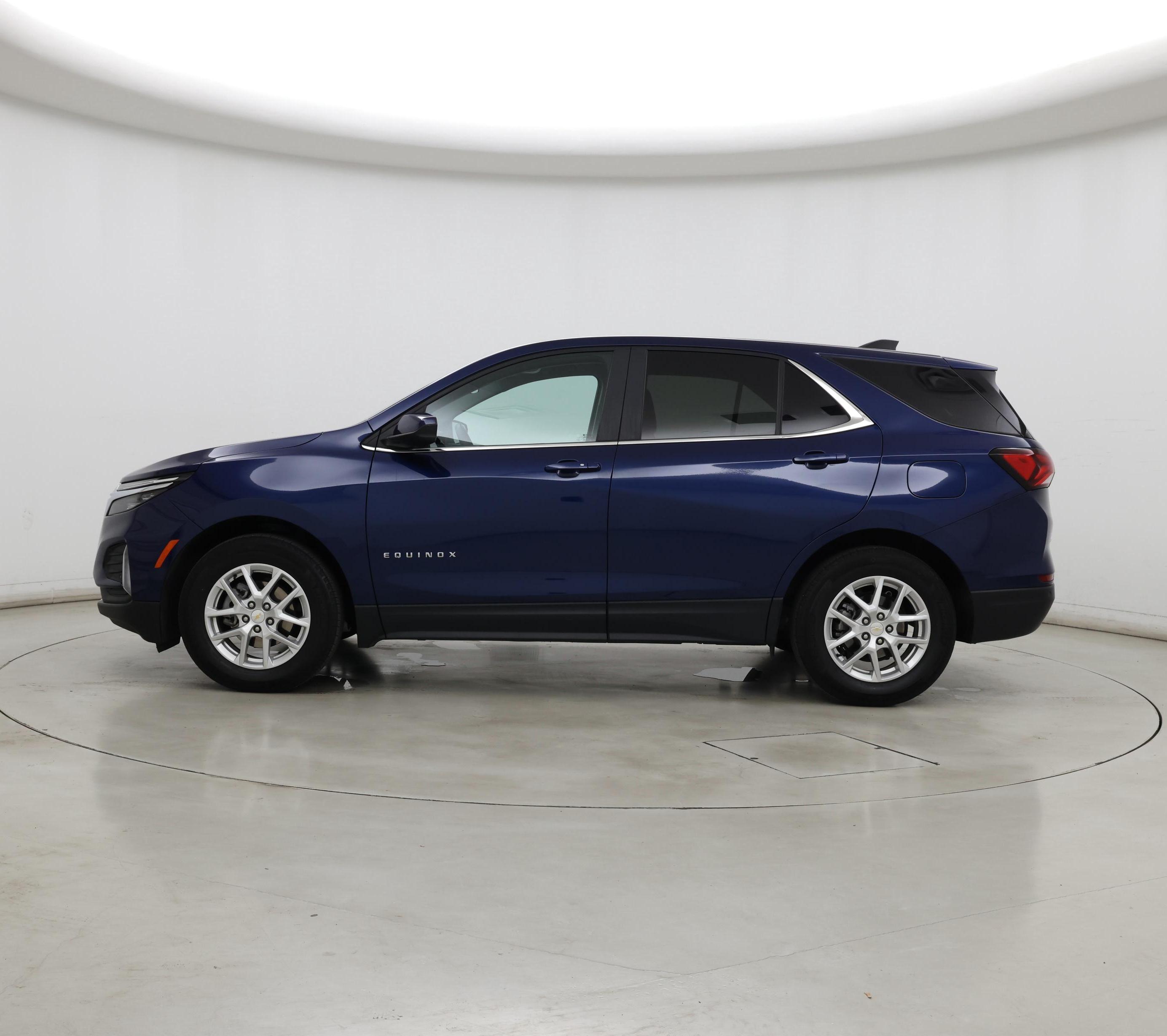 Thumbnail: 2022 Chevrolet Equinox - 3