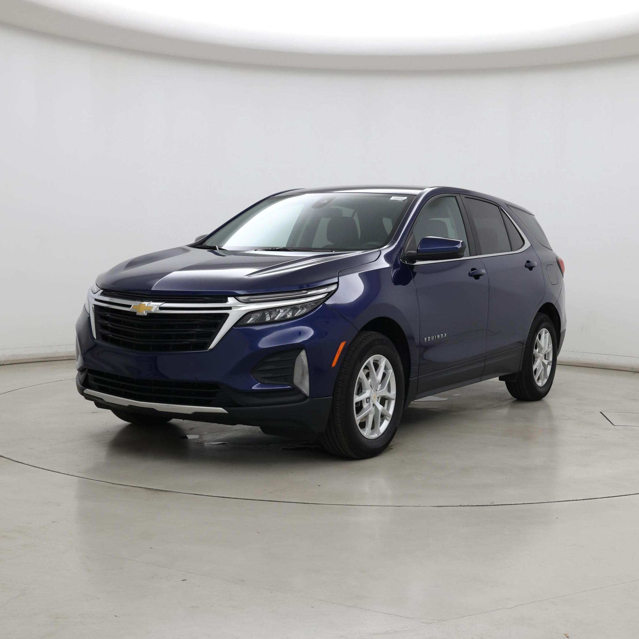 Thumbnail: 2022 Chevrolet Equinox - 4