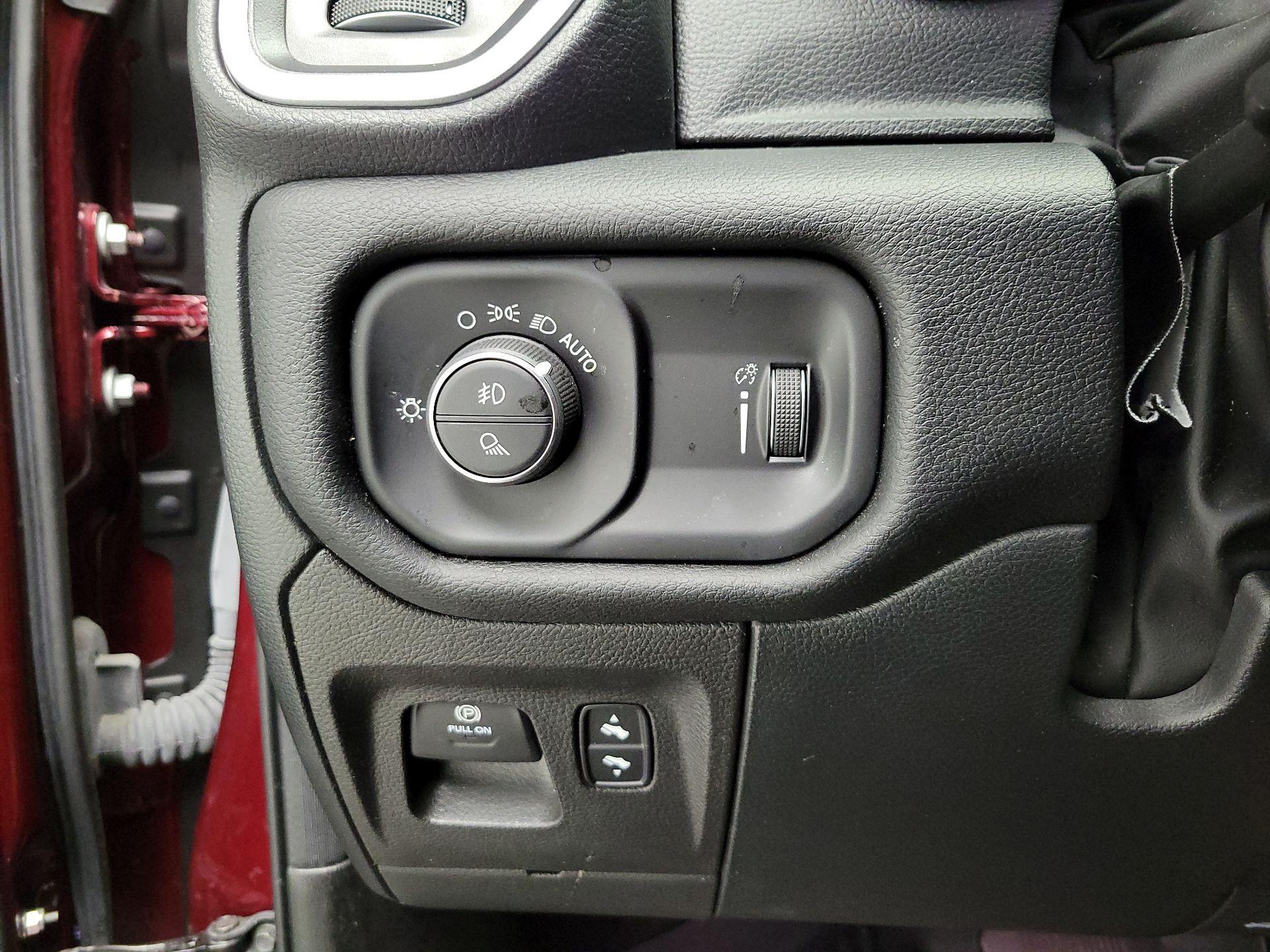 Thumbnail: 2022 RAM 1500 - 13