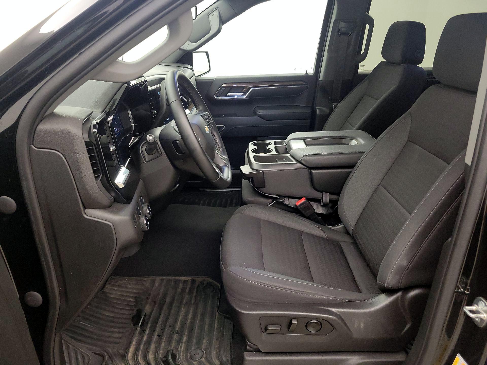 Thumbnail: 2023 Chevrolet Silverado 1500 - 11