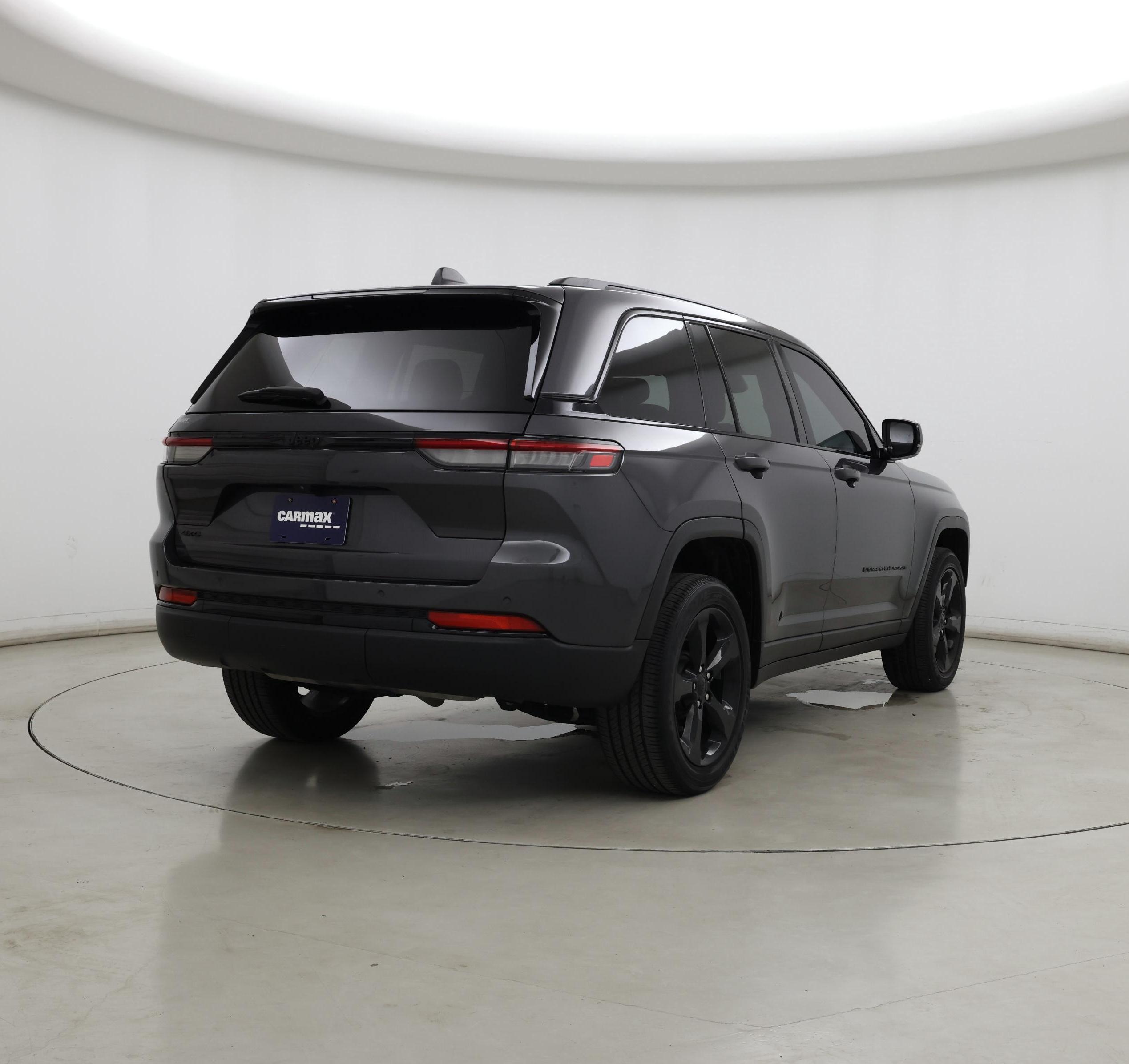 Thumbnail: 2022 Jeep Grand Cherokee - 8
