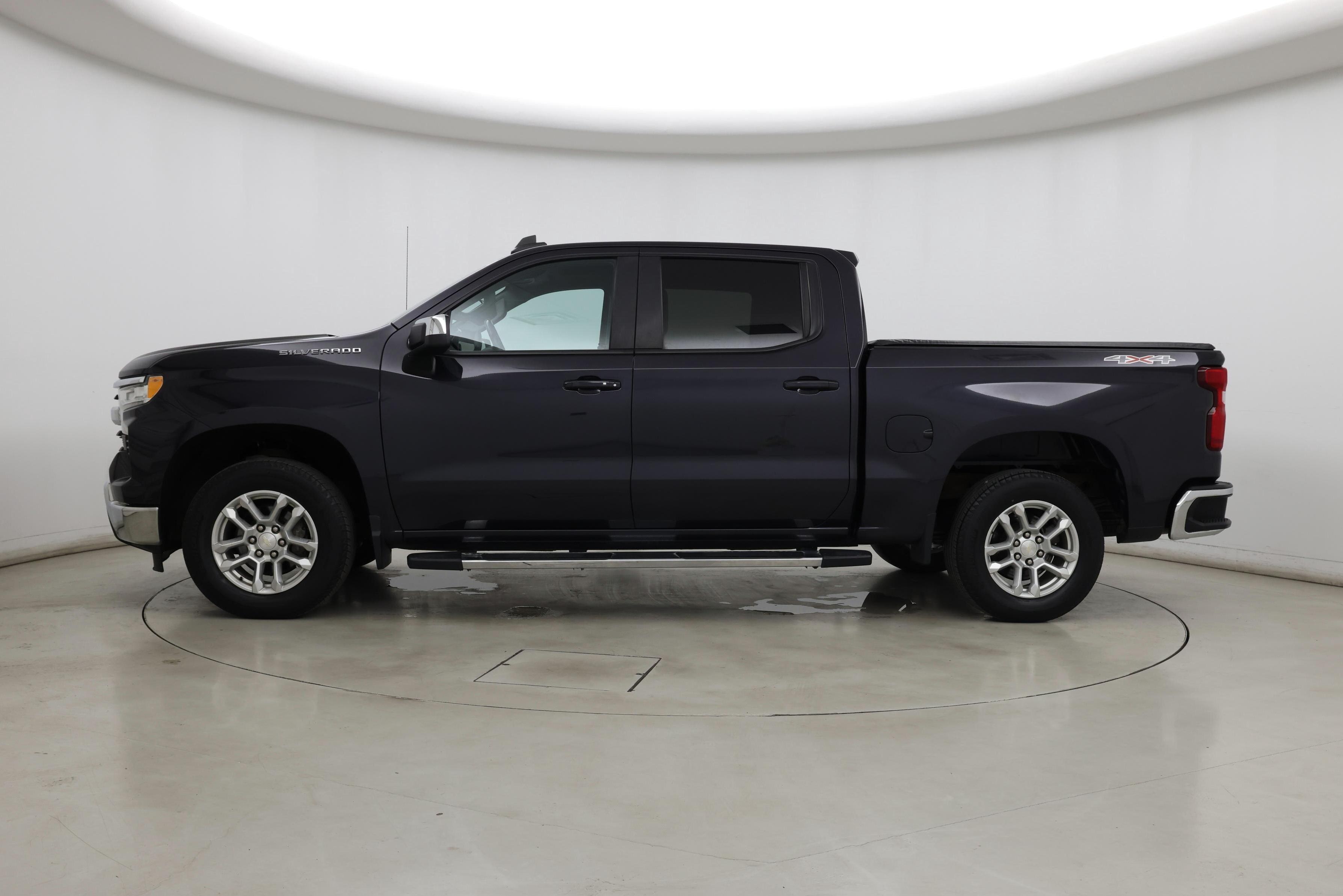 Thumbnail: 2022 Chevrolet Silverado 1500 - 3