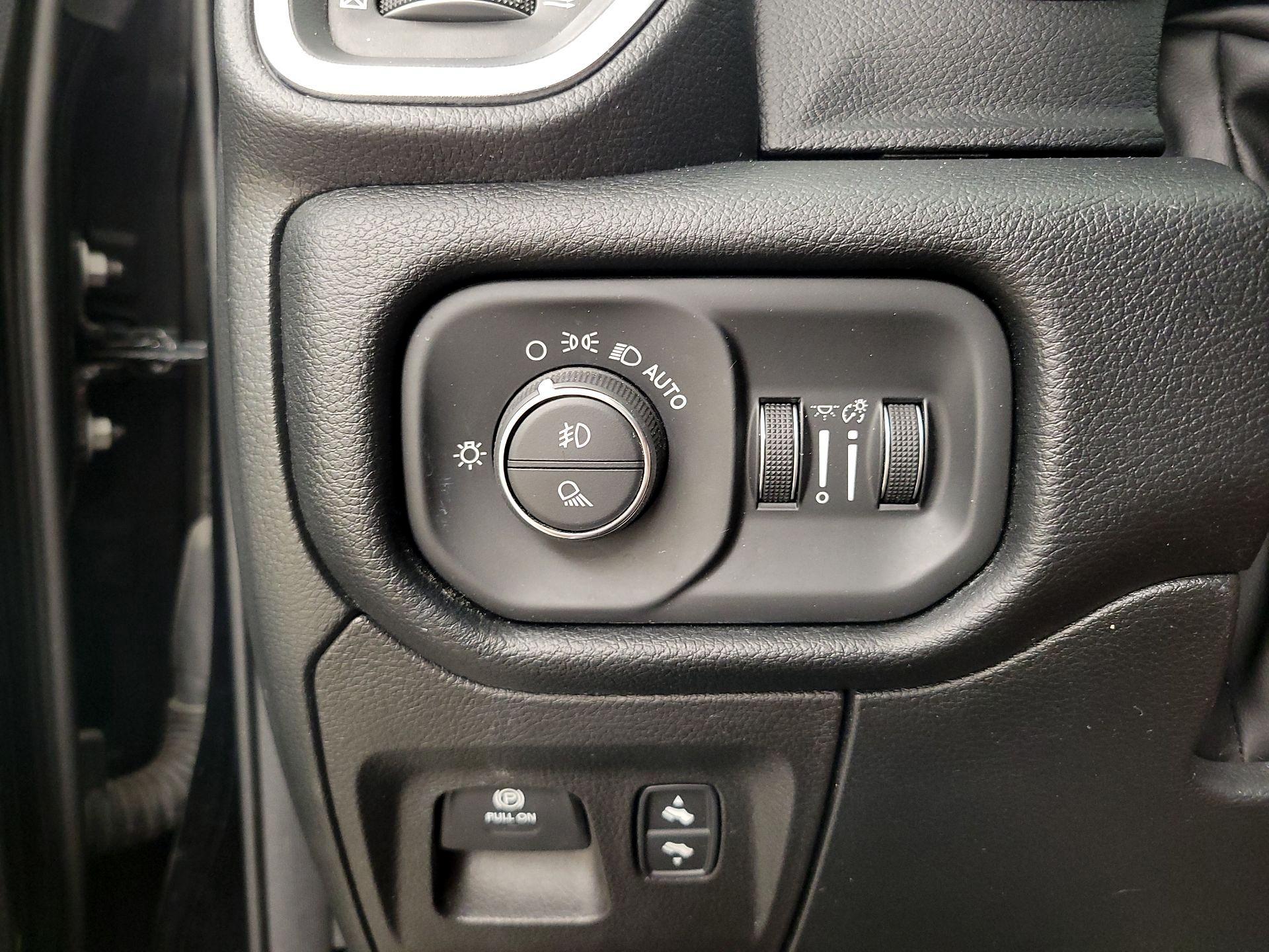 Thumbnail: 2022 RAM 1500 - 13