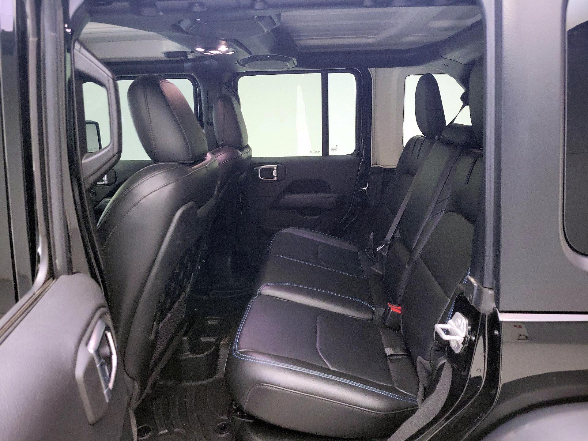Thumbnail: 2022 Jeep Wrangler - 20